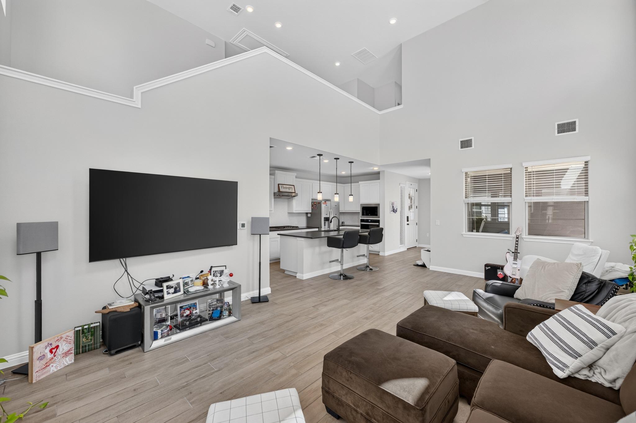 9105 Hamadryas DR