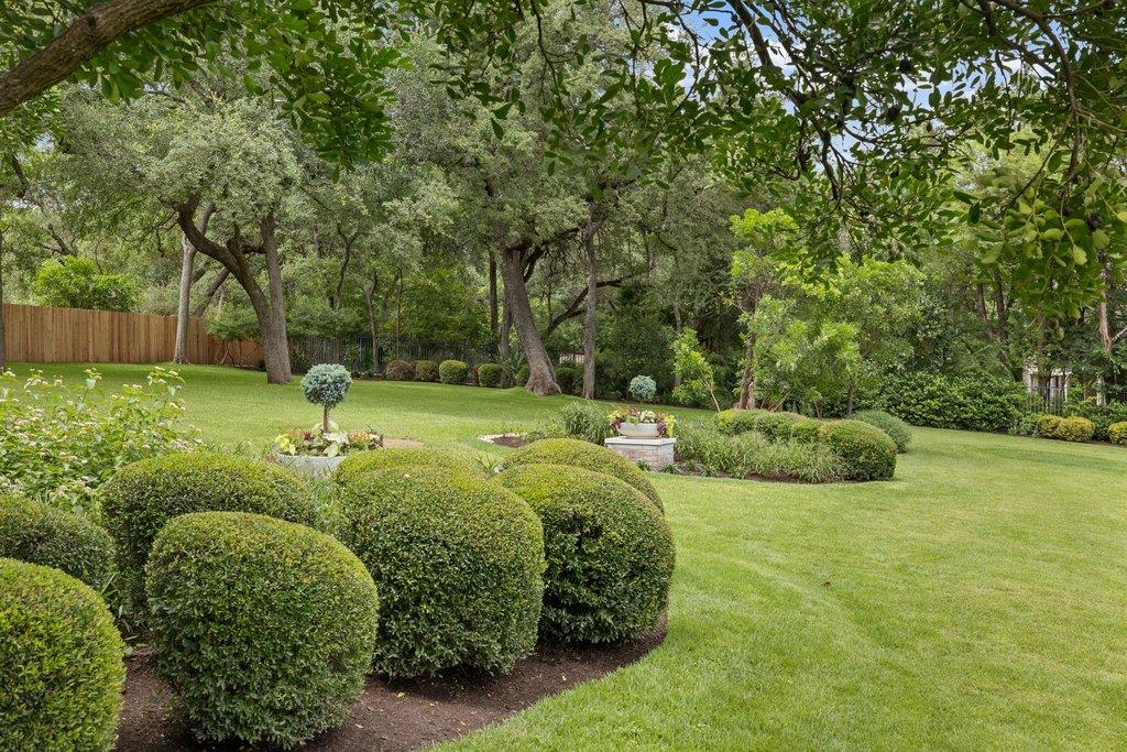 3608 Woodcutters WAY