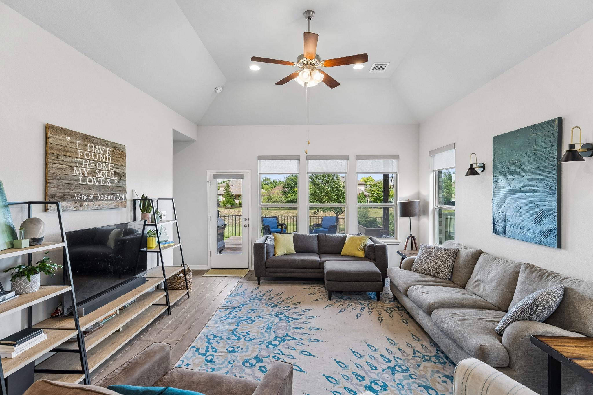 334 Blue Oak BLVD