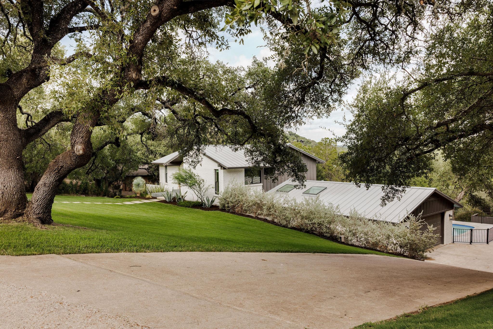 2305 Trail Of Madrones
