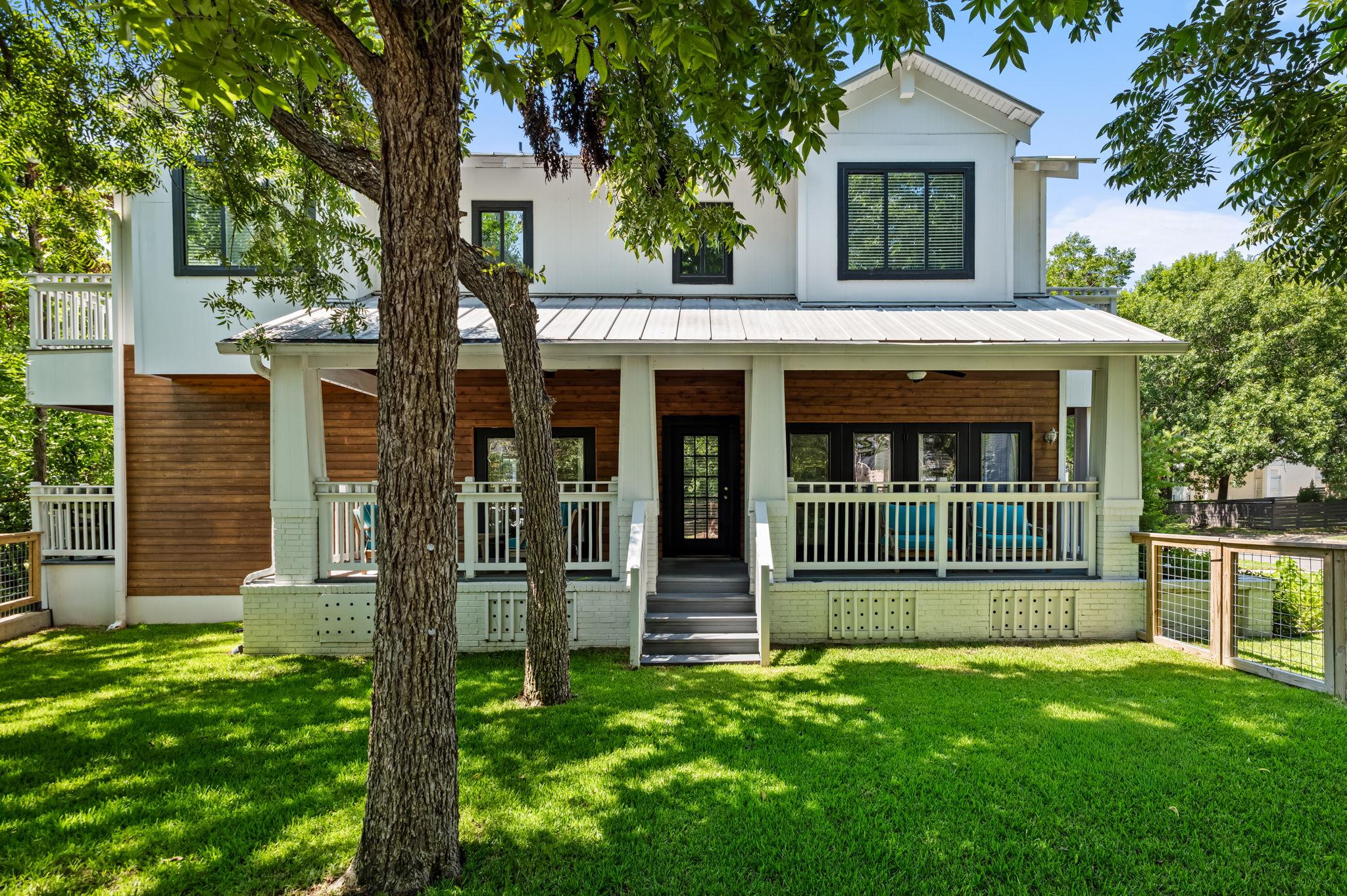2413 Sharon LN