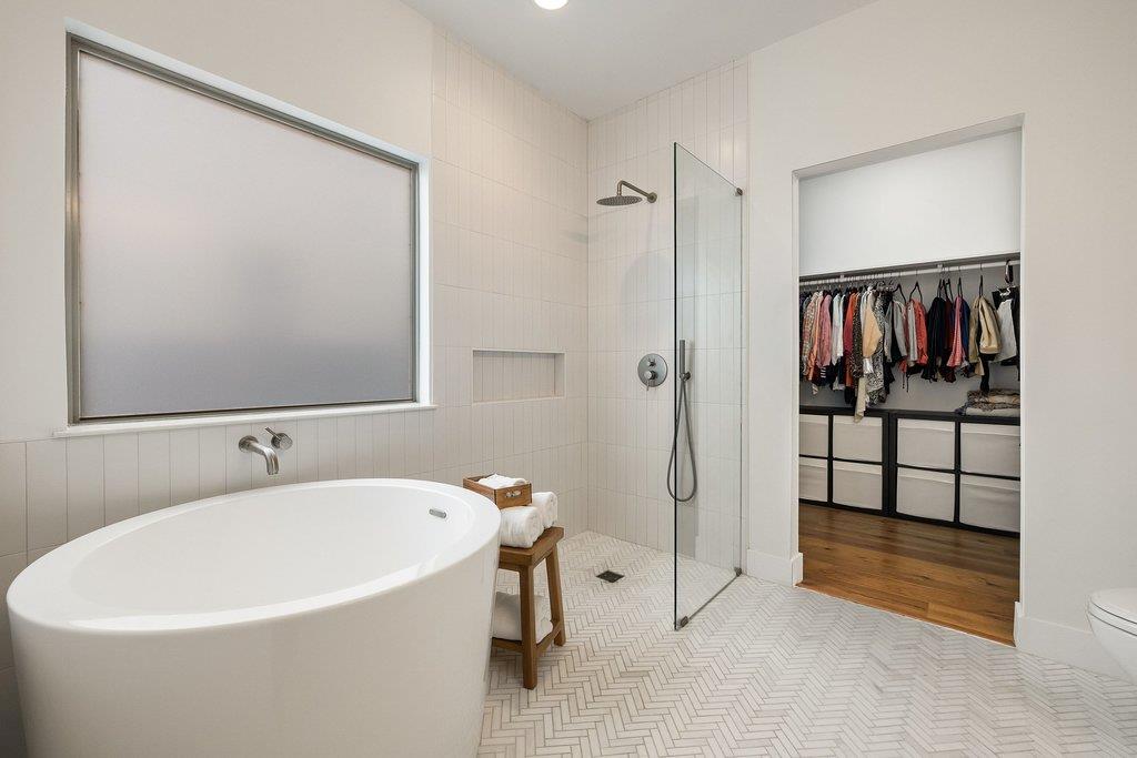 8616 Ipswich Bay DR