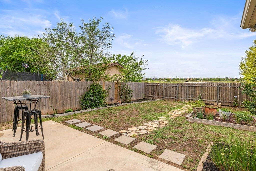 8616 Ipswich Bay DR