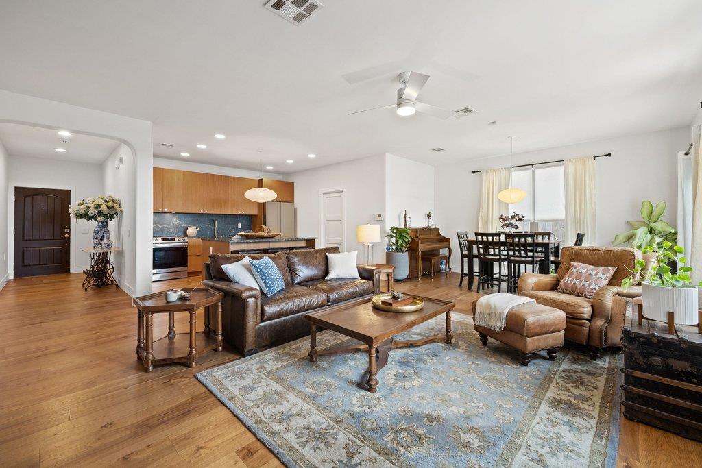 8616 Ipswich Bay DR