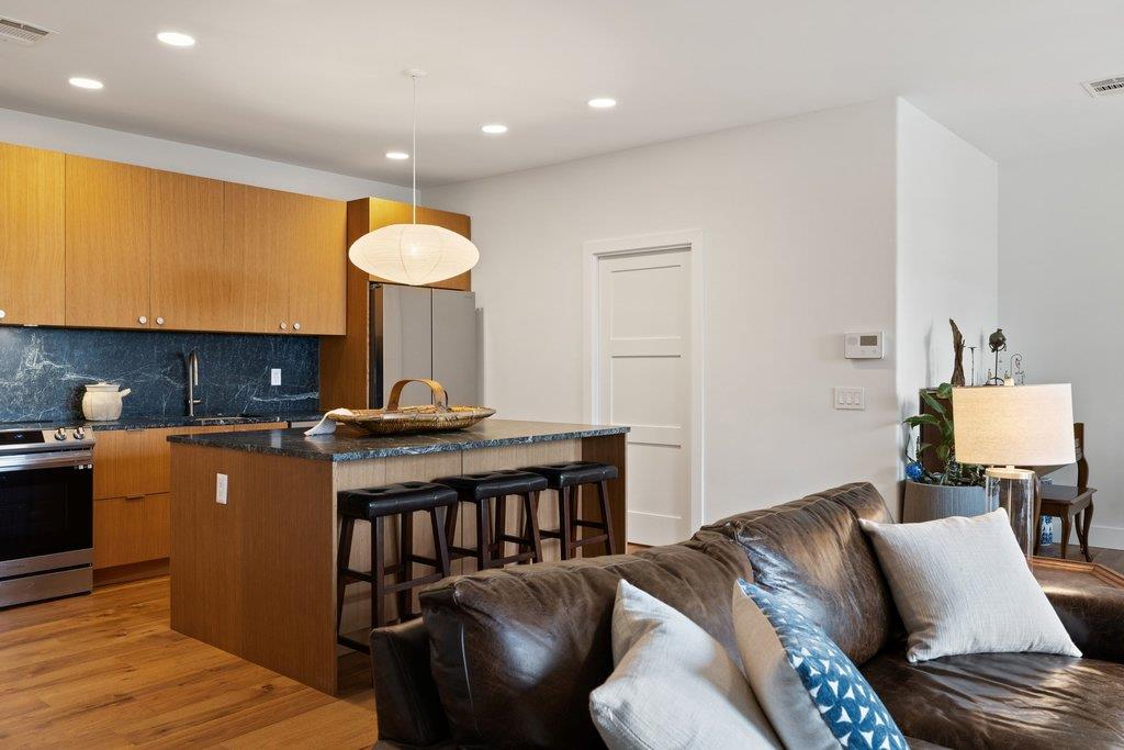 8616 Ipswich Bay DR