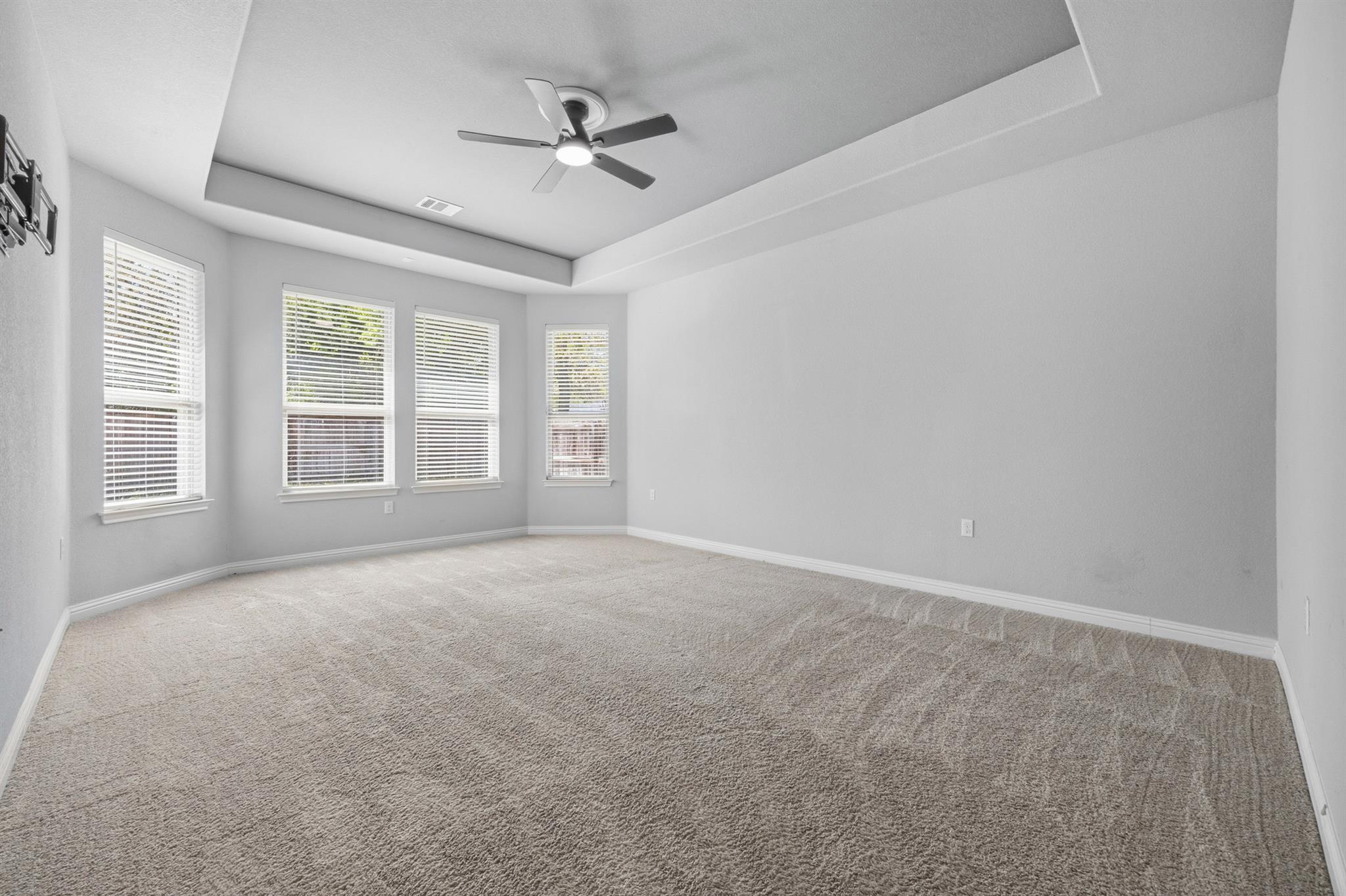 2209 Littleleaf LN
