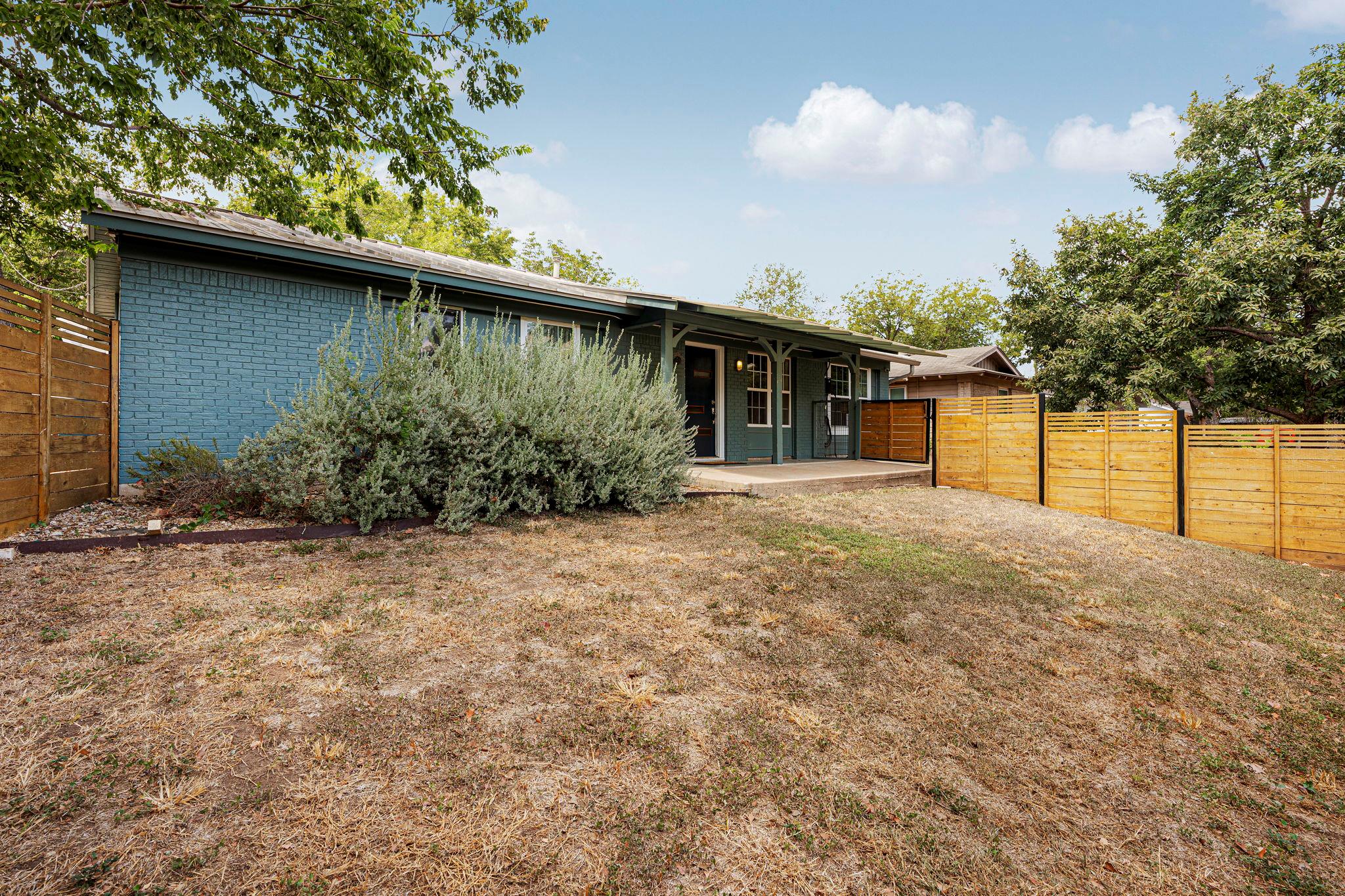 2608 SHERWOOD LN