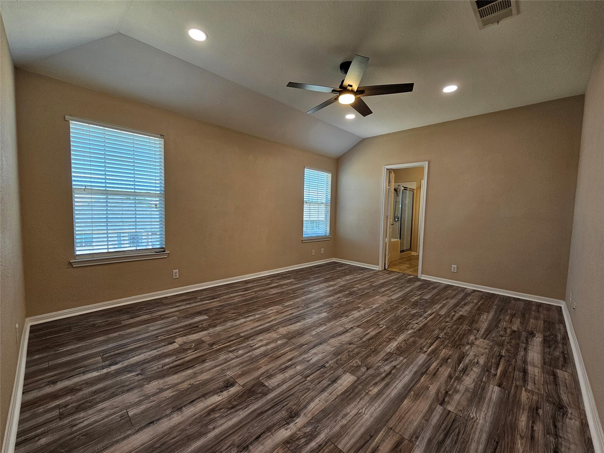 19001 Leigh LN