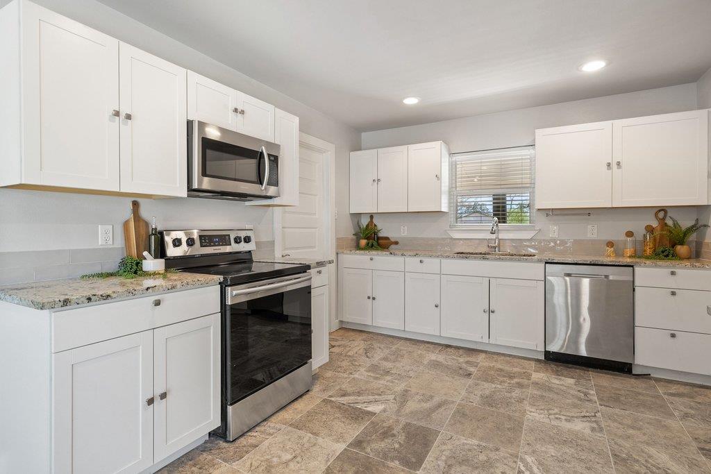 60 Augusta DR