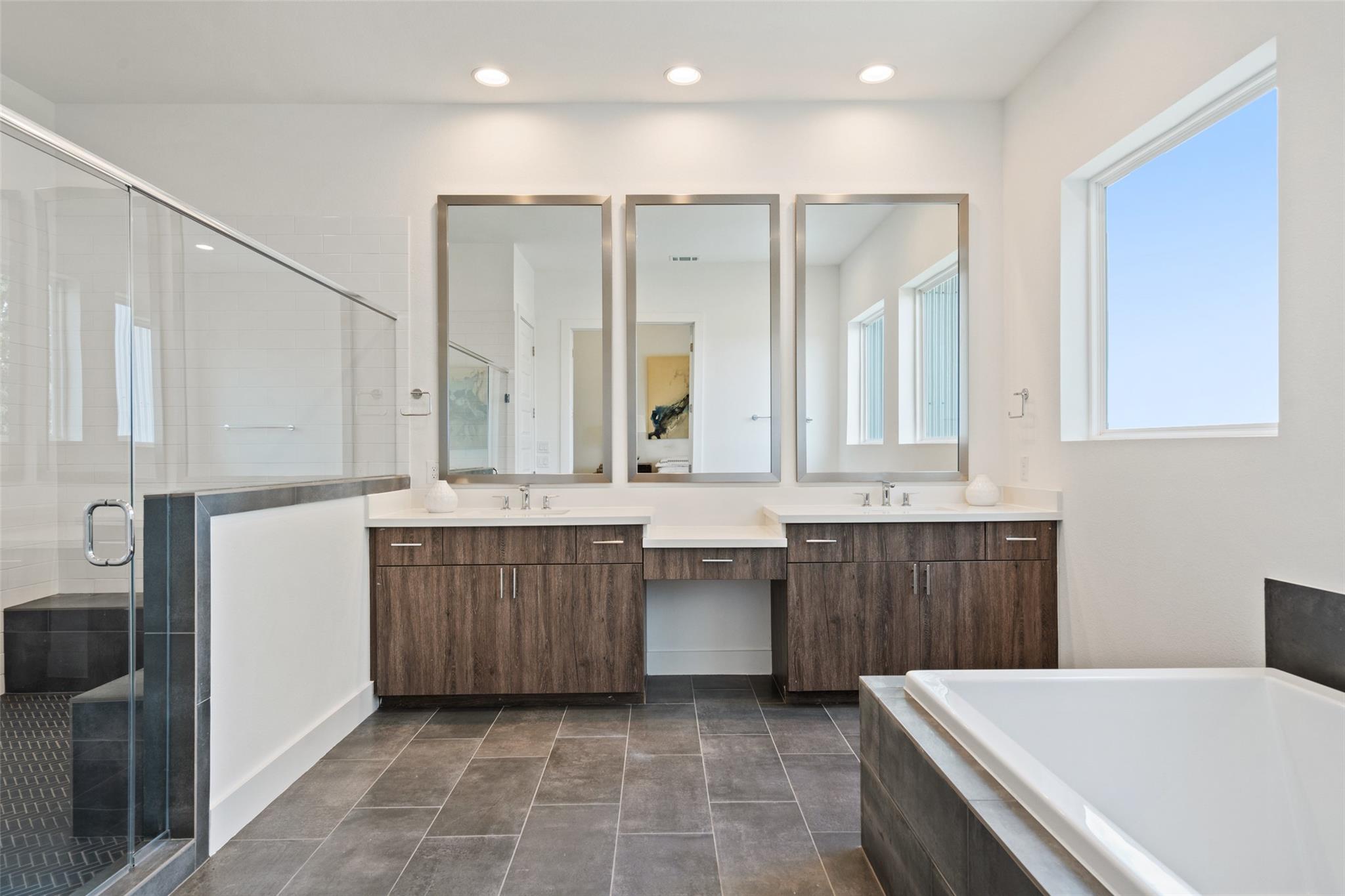 5500 Sendero Hills PKWY