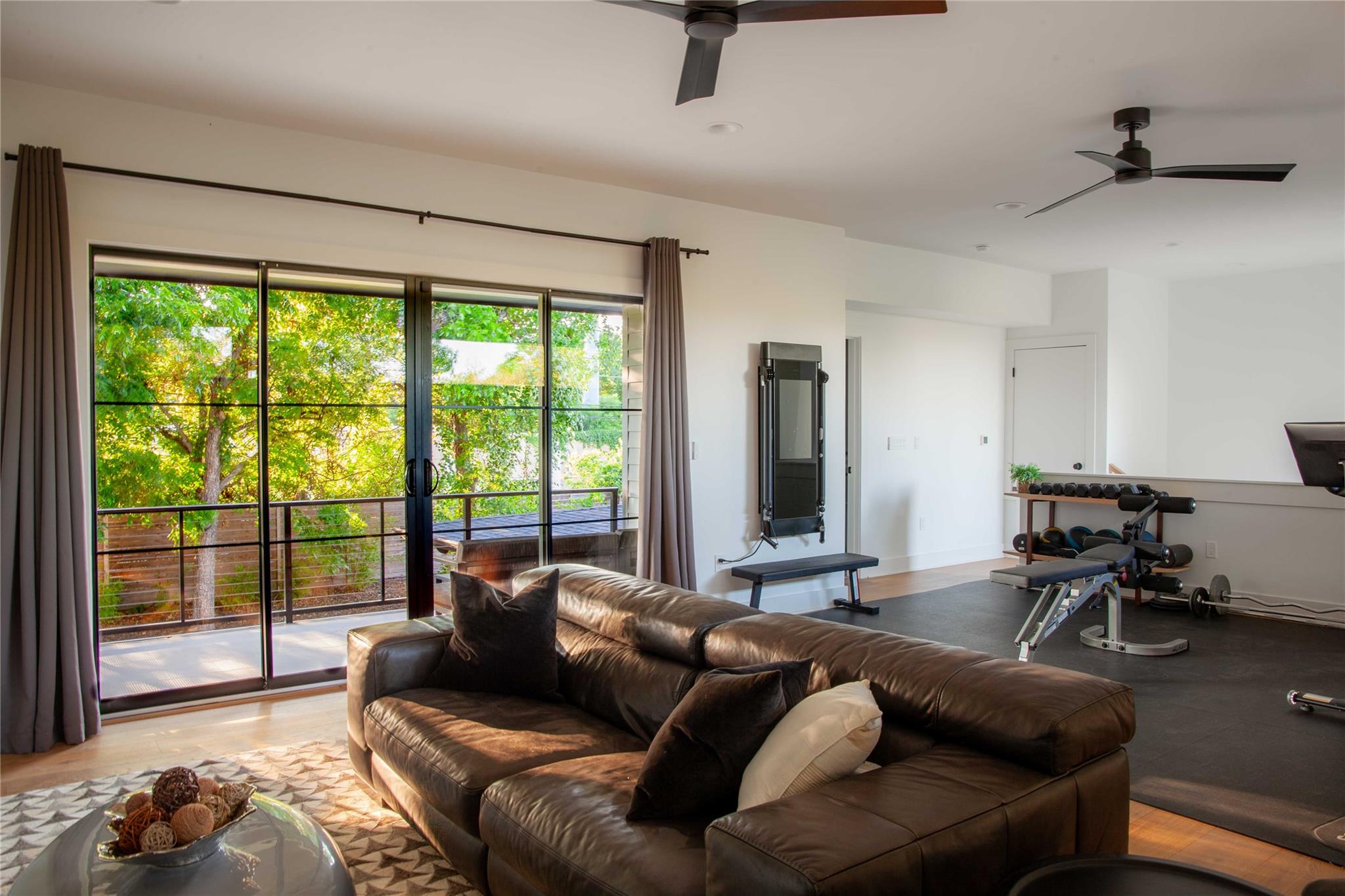 6100 Gena CT