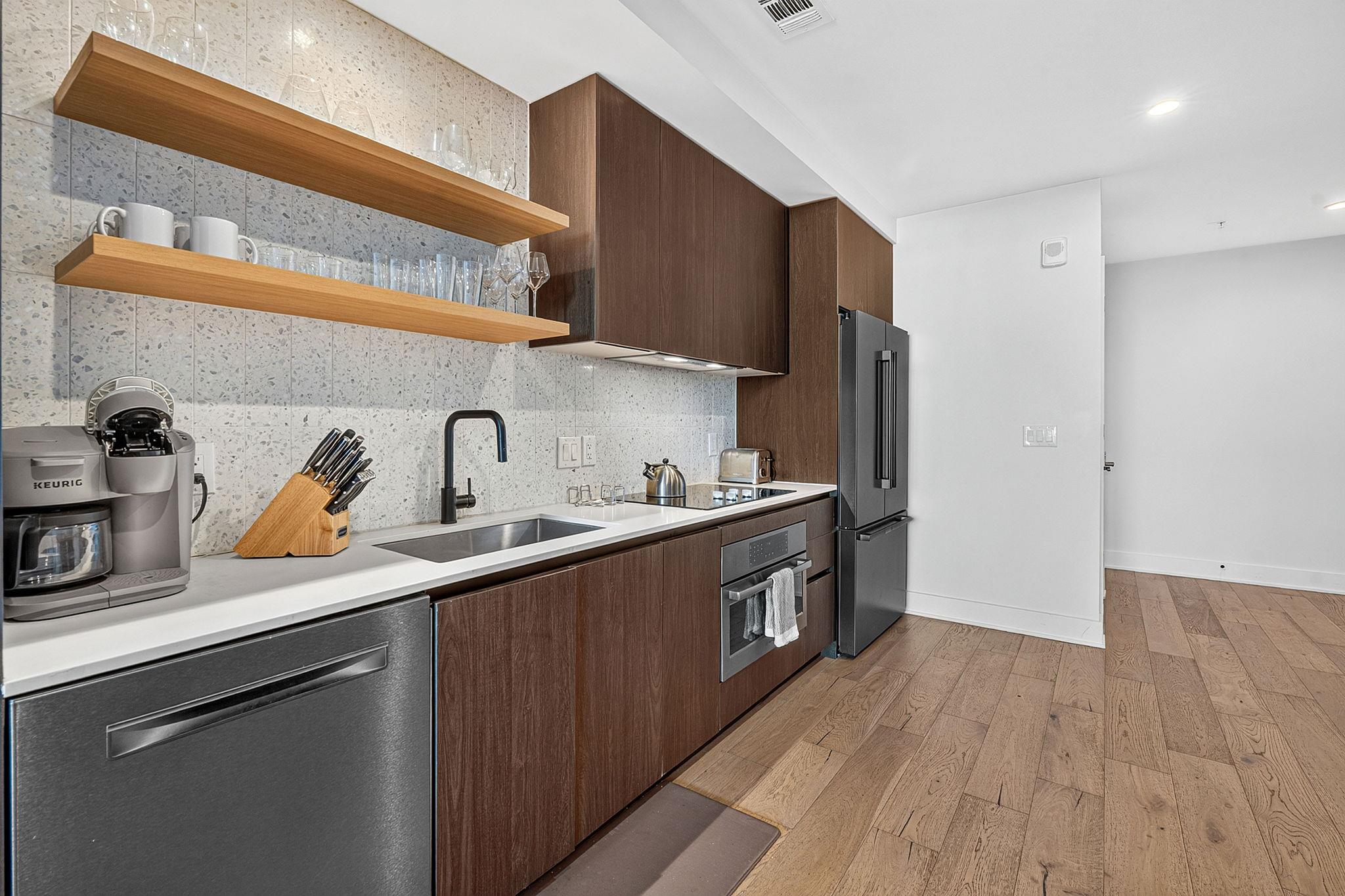 48 East Ave # 2911