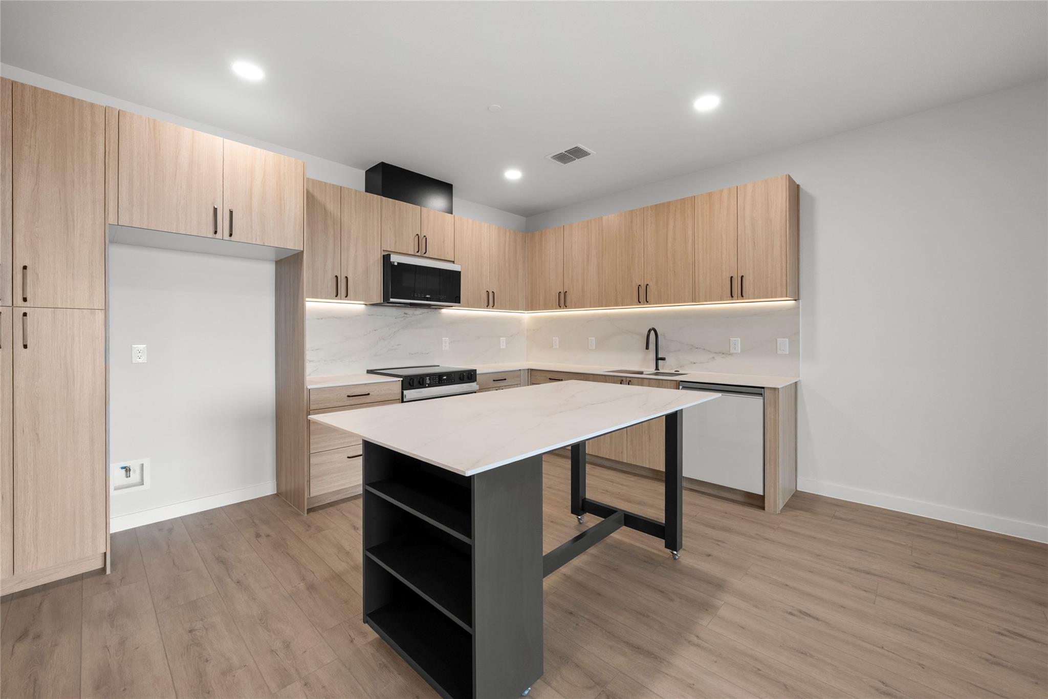 634 Central PKWY # 1205