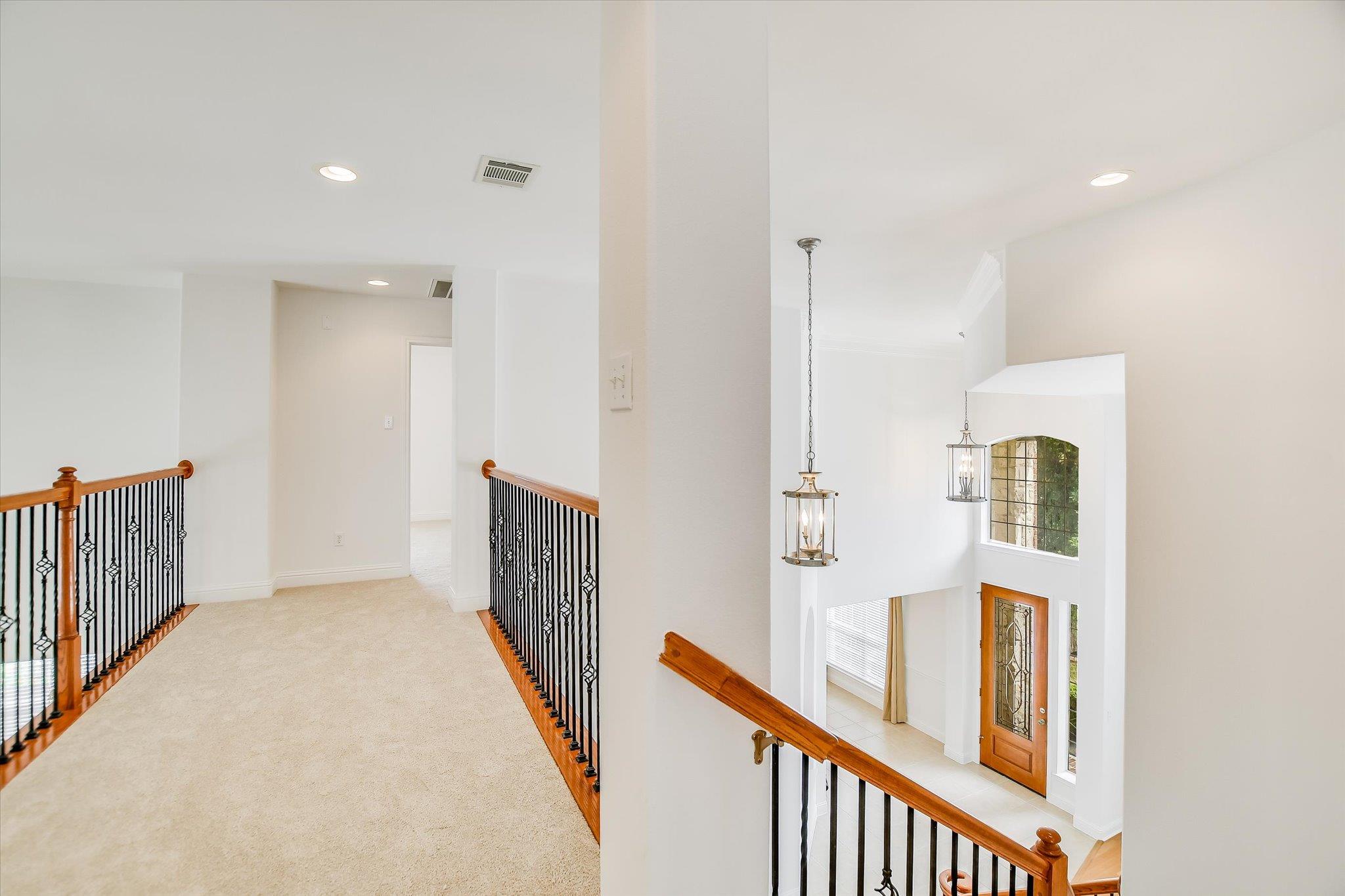 2512 Armatrading DR