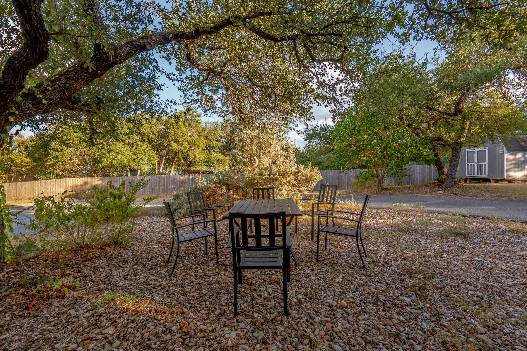 18302 W Rim DR