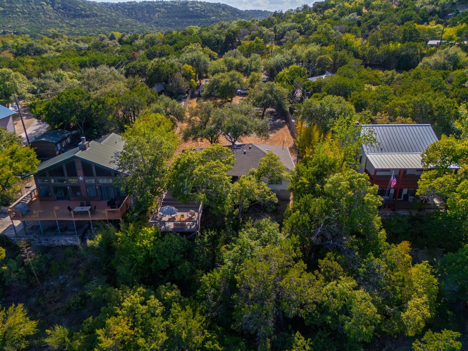 18302 W Rim DR