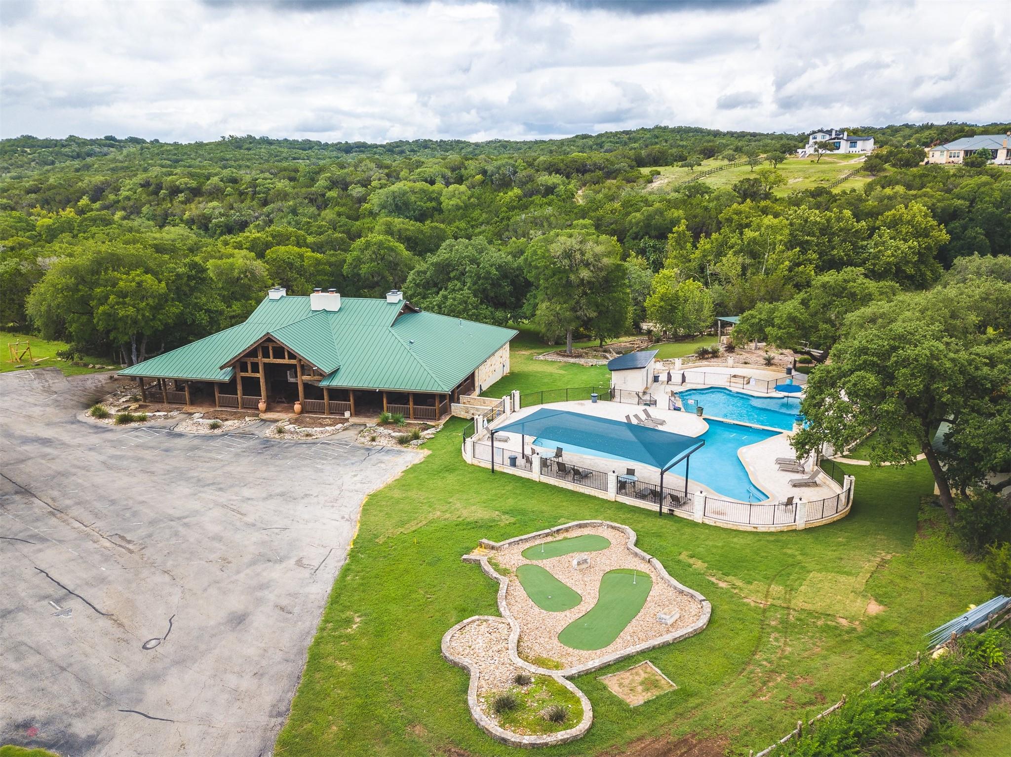 736 Covered Bridge DR