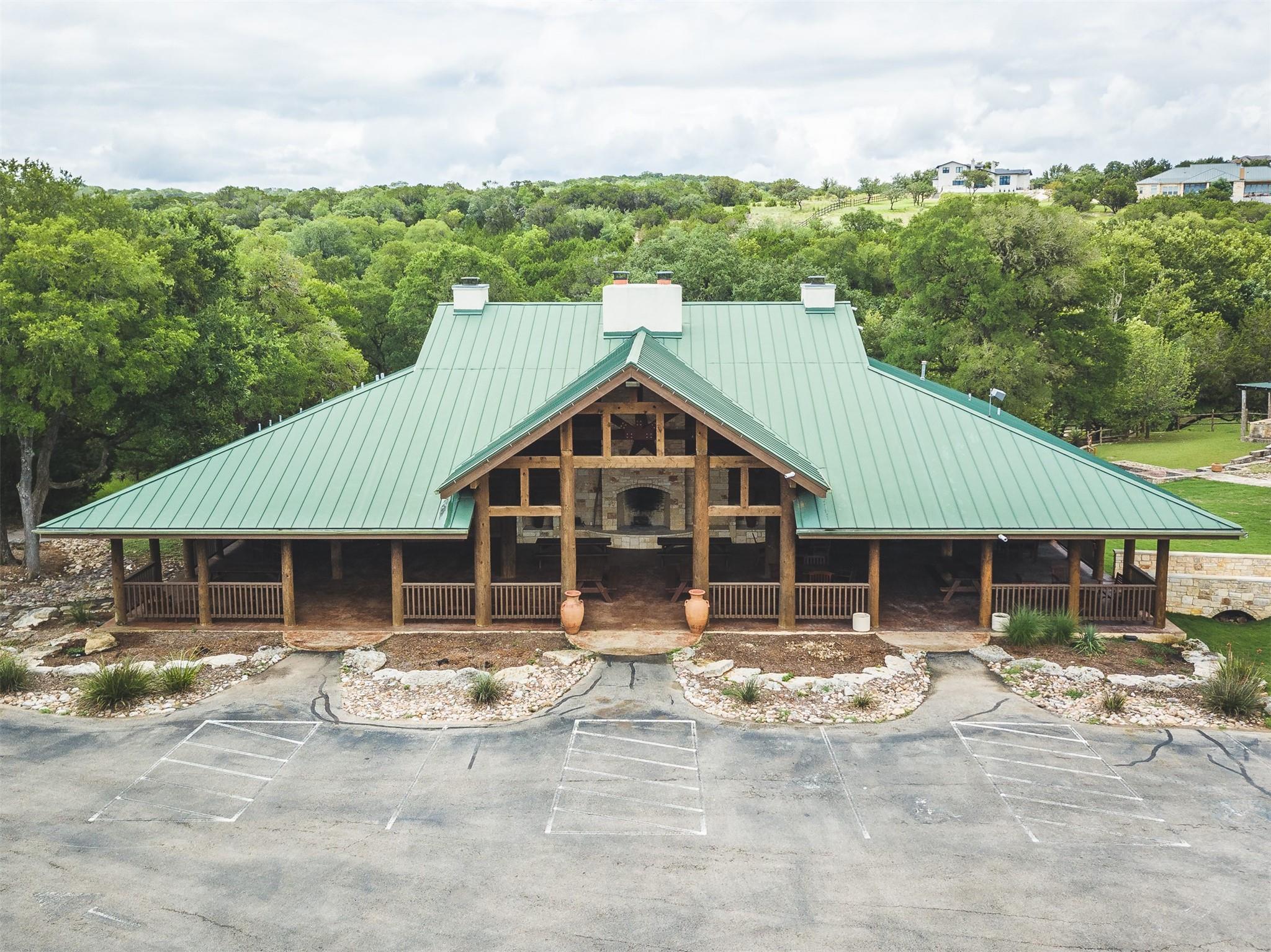 736 Covered Bridge DR