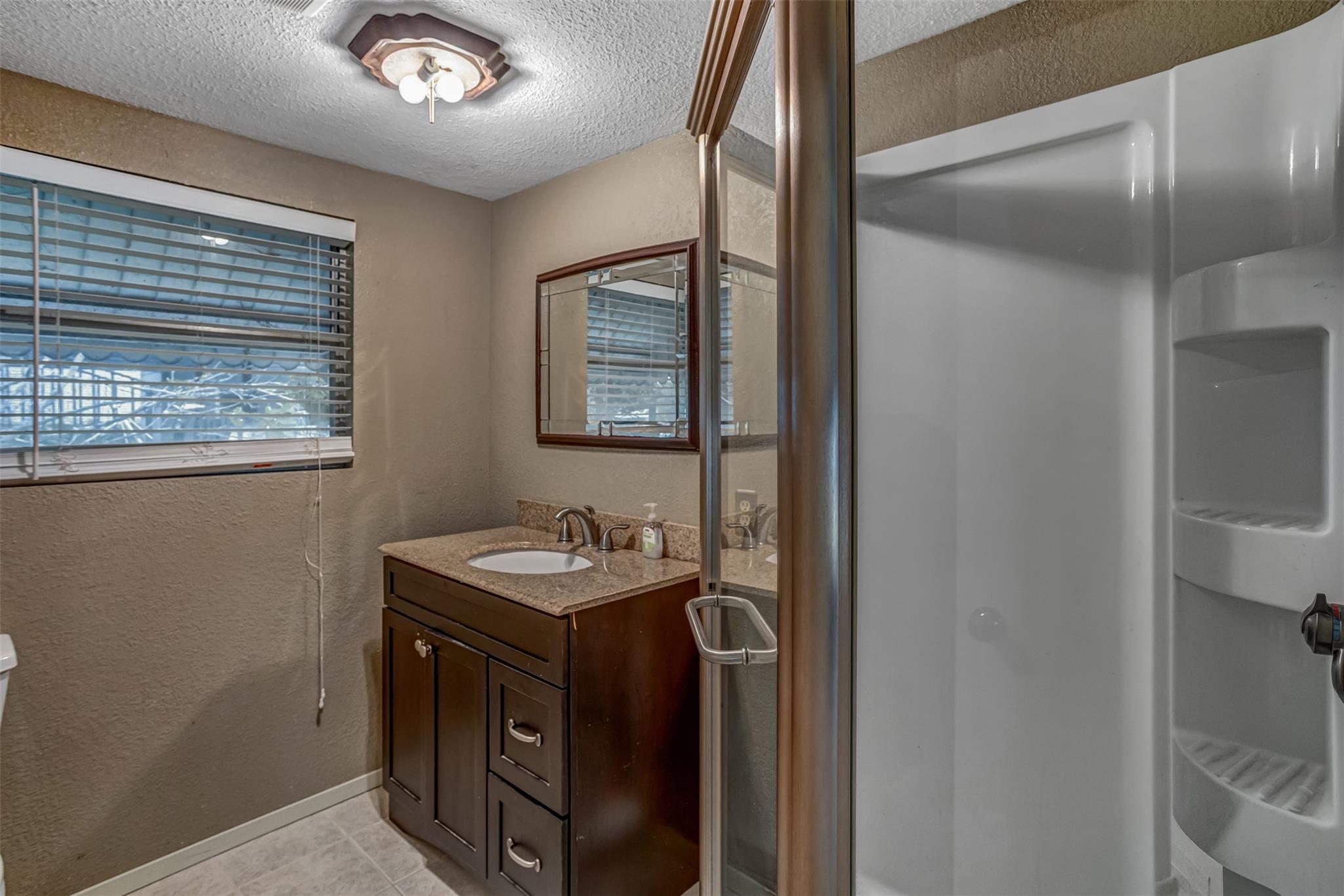 435 Ellen Williams LOOP