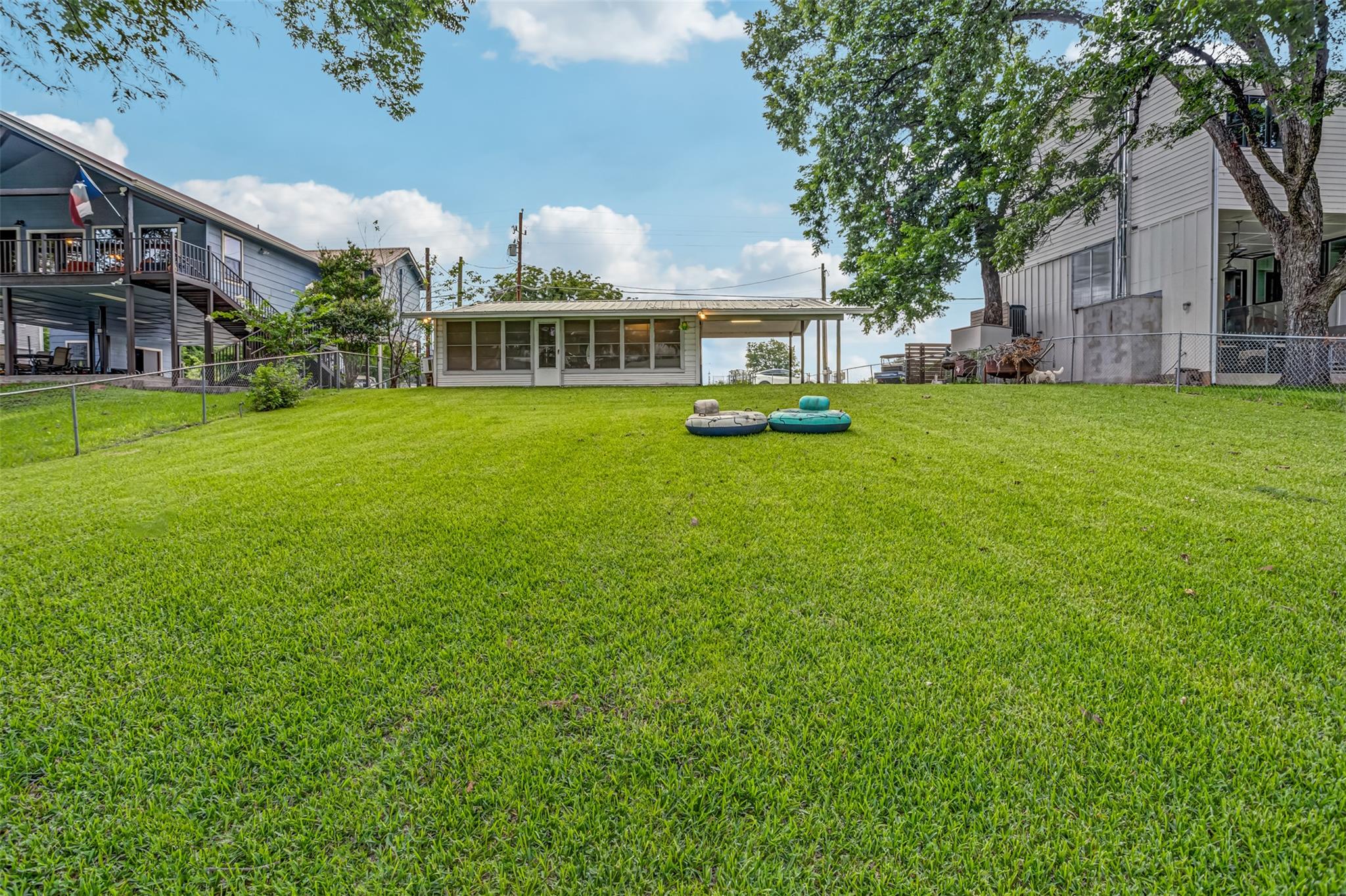 435 Ellen Williams LOOP
