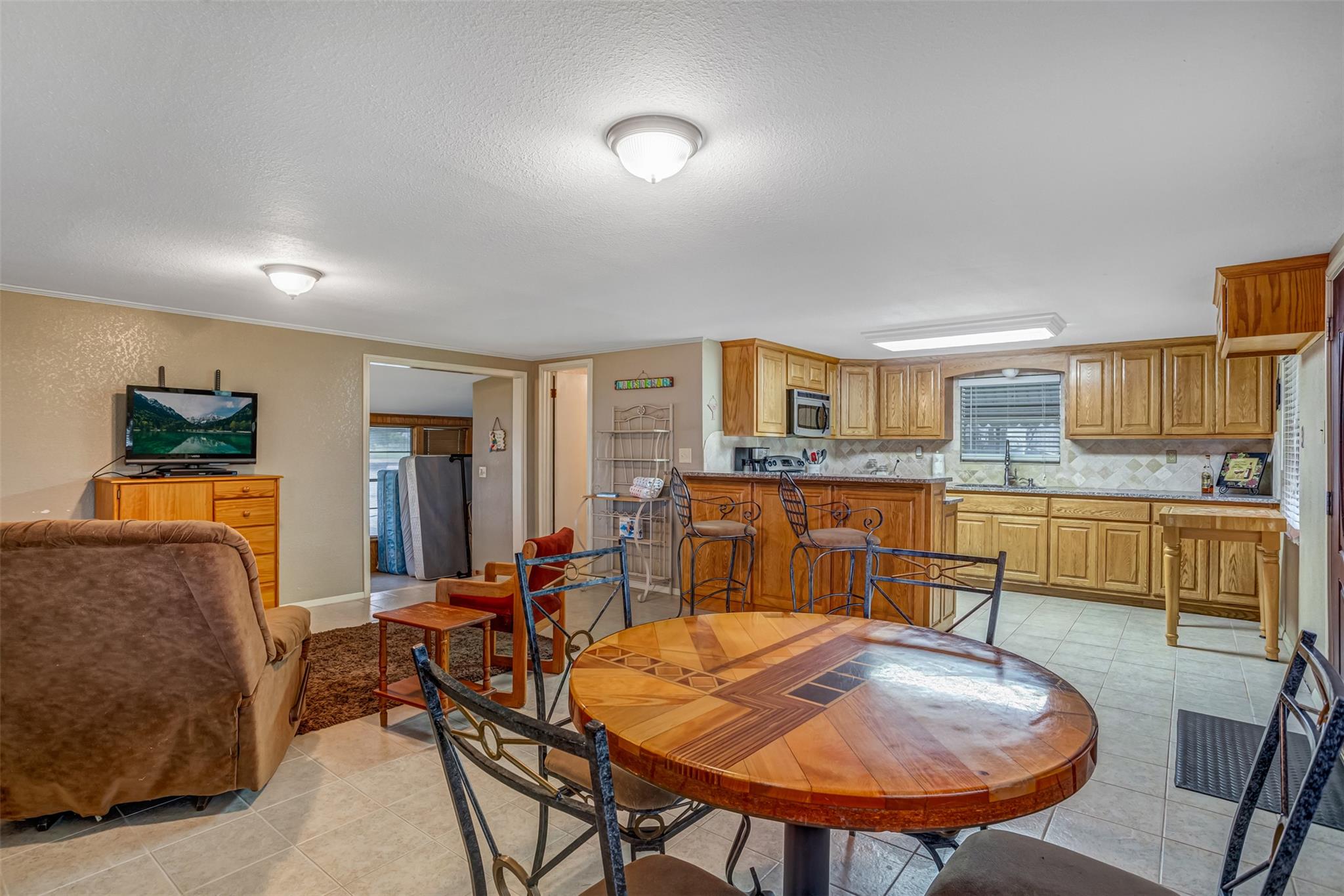 435 Ellen Williams LOOP