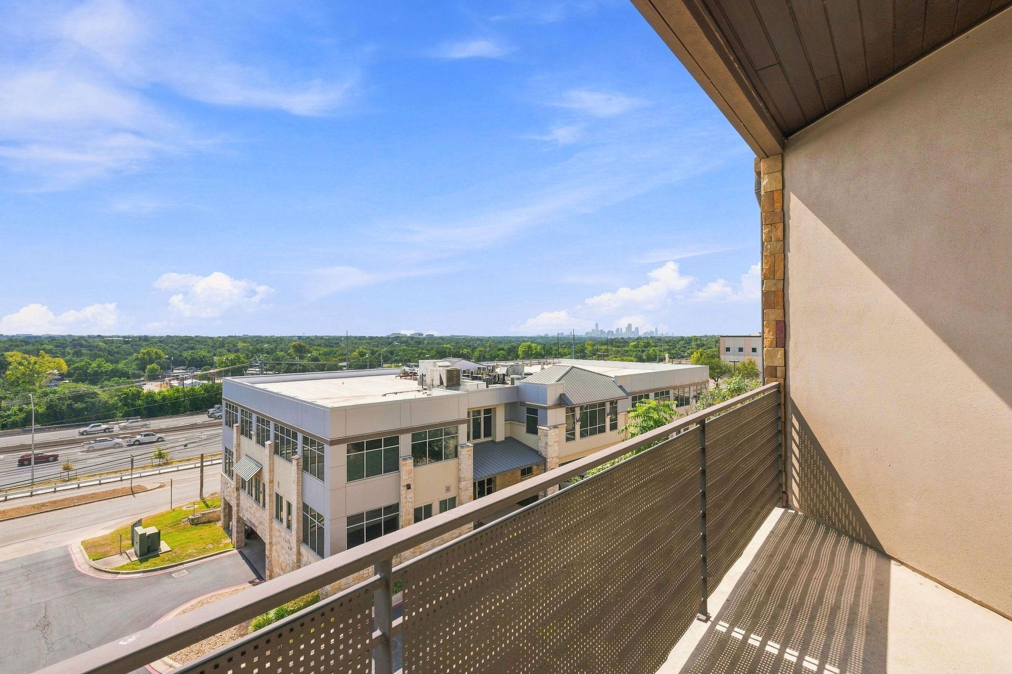 6533 E Hill DR # 5