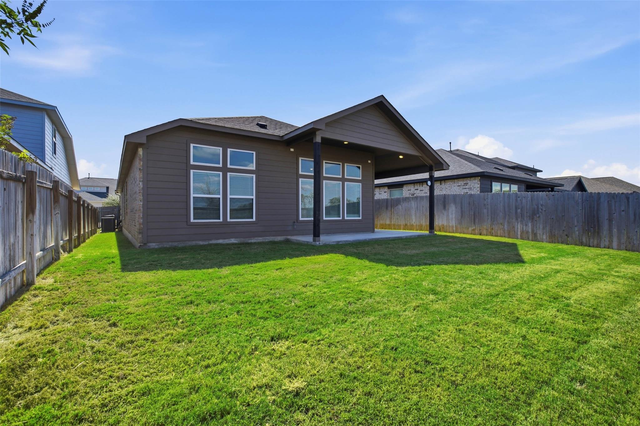 1061 Blue Oak BLVD