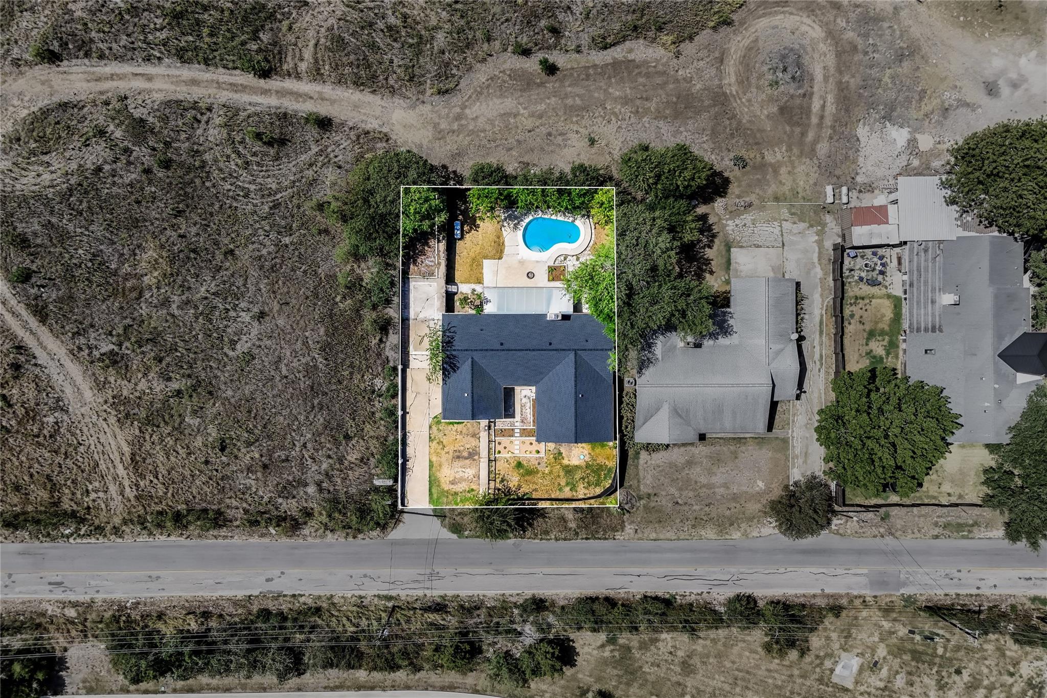 6209 Daffan LN