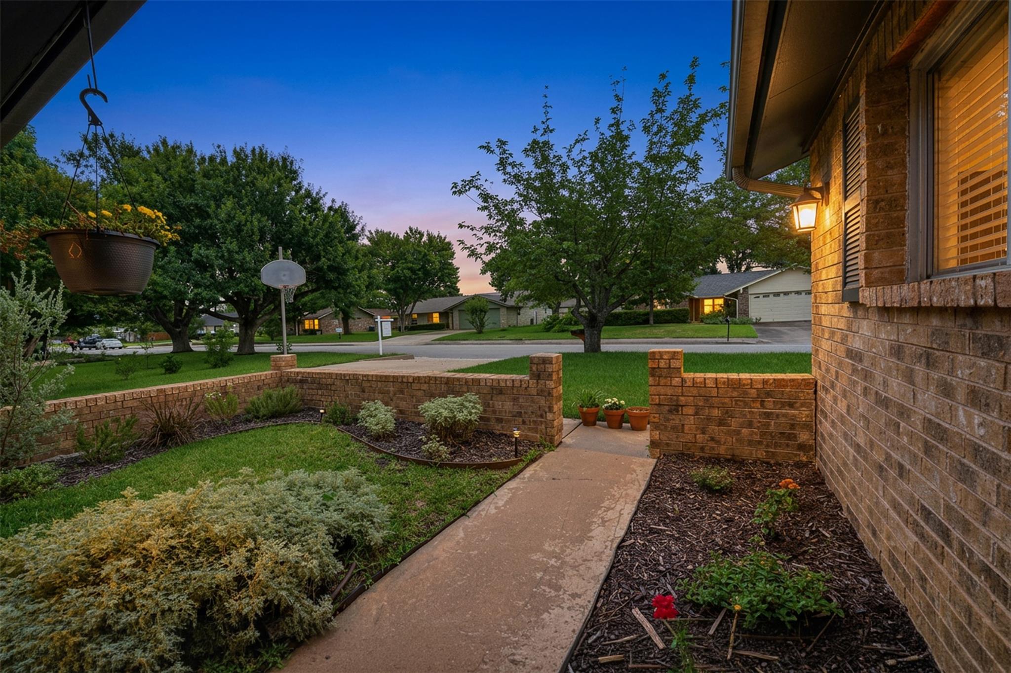 304 White Wing WAY