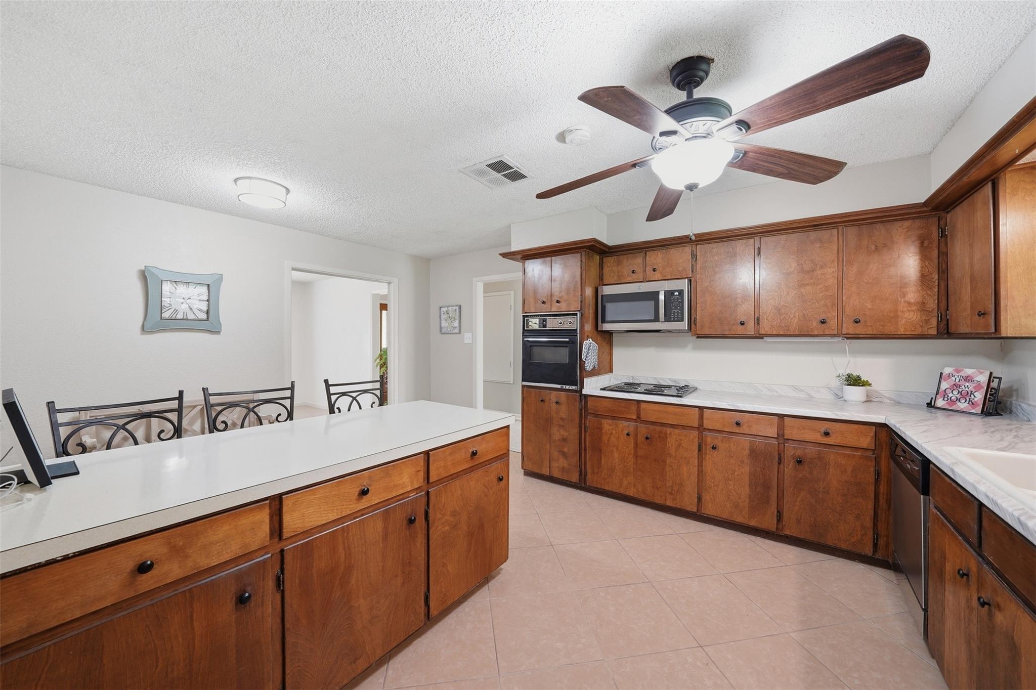 304 White Wing WAY