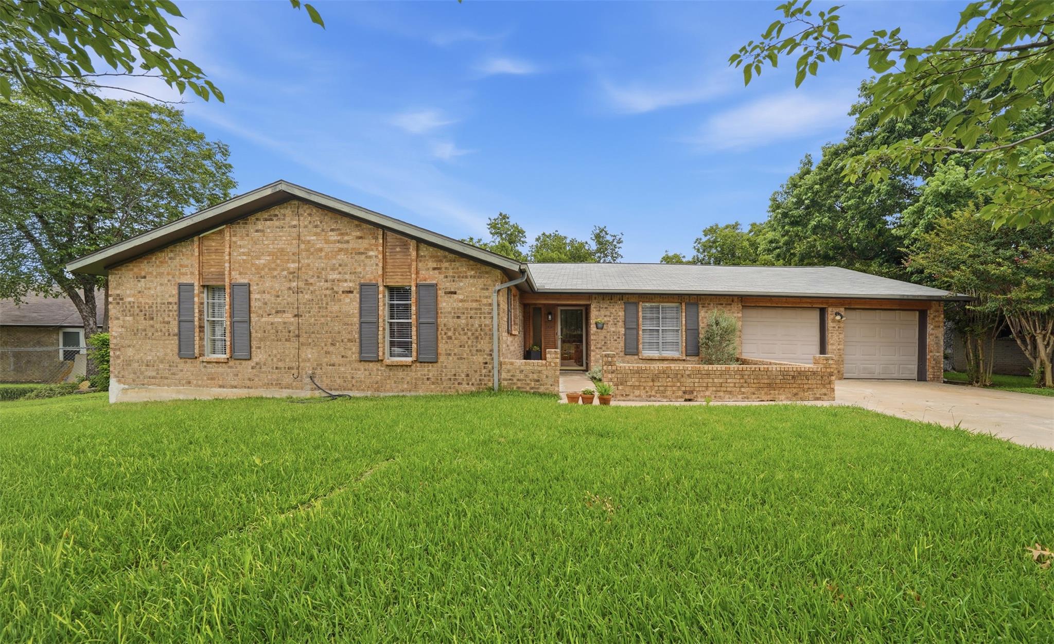 304 White Wing WAY