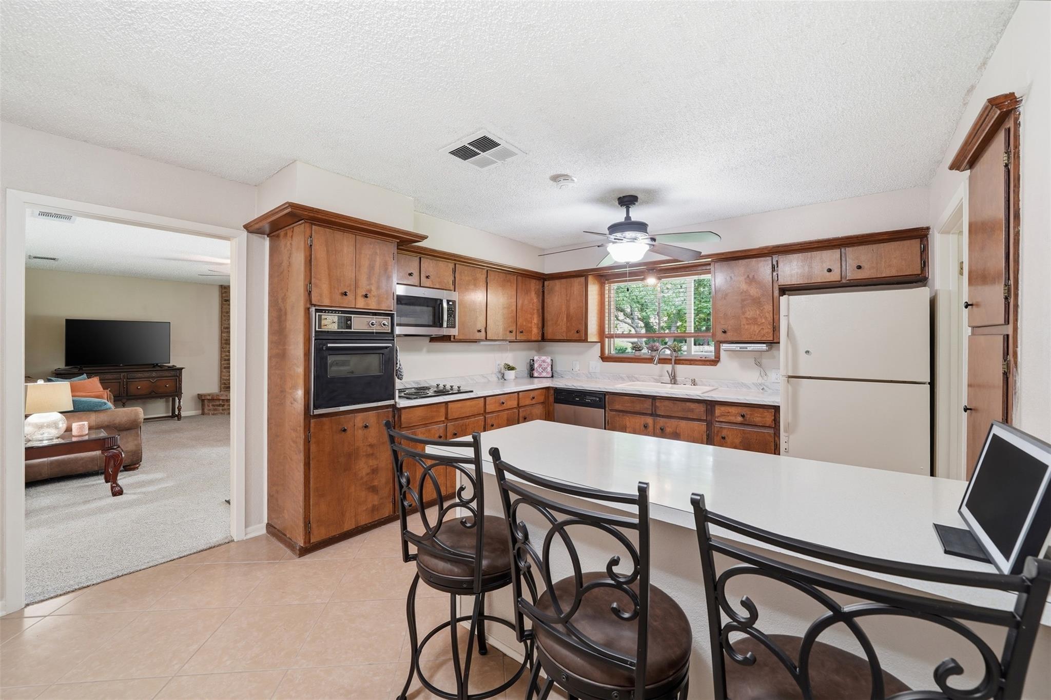 304 White Wing WAY