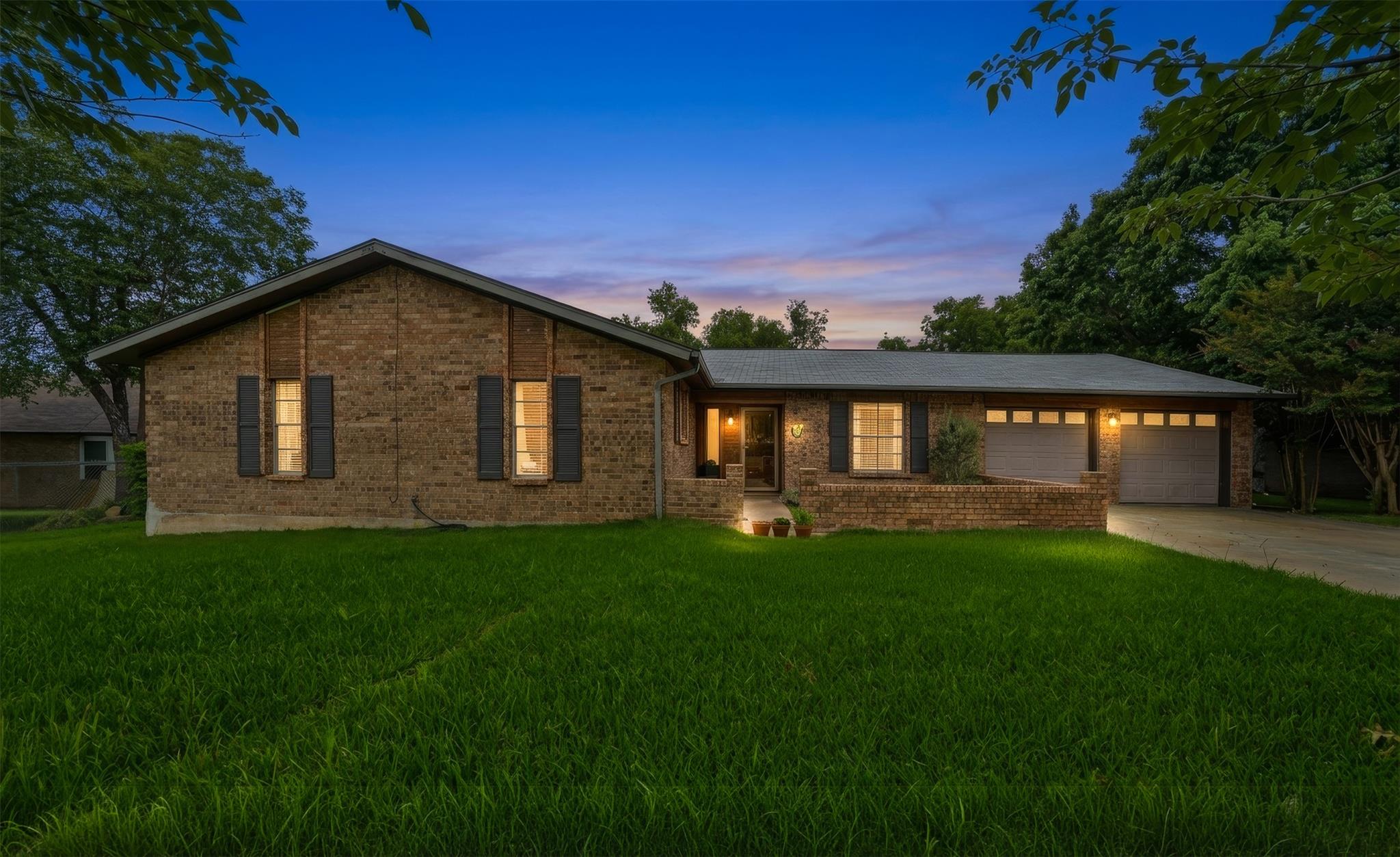 304 White Wing WAY