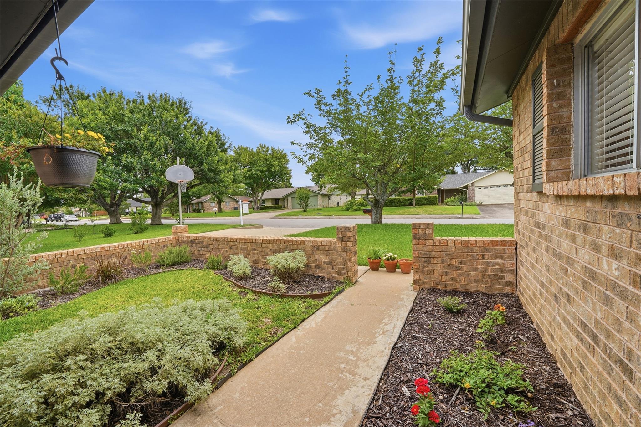 304 White Wing WAY