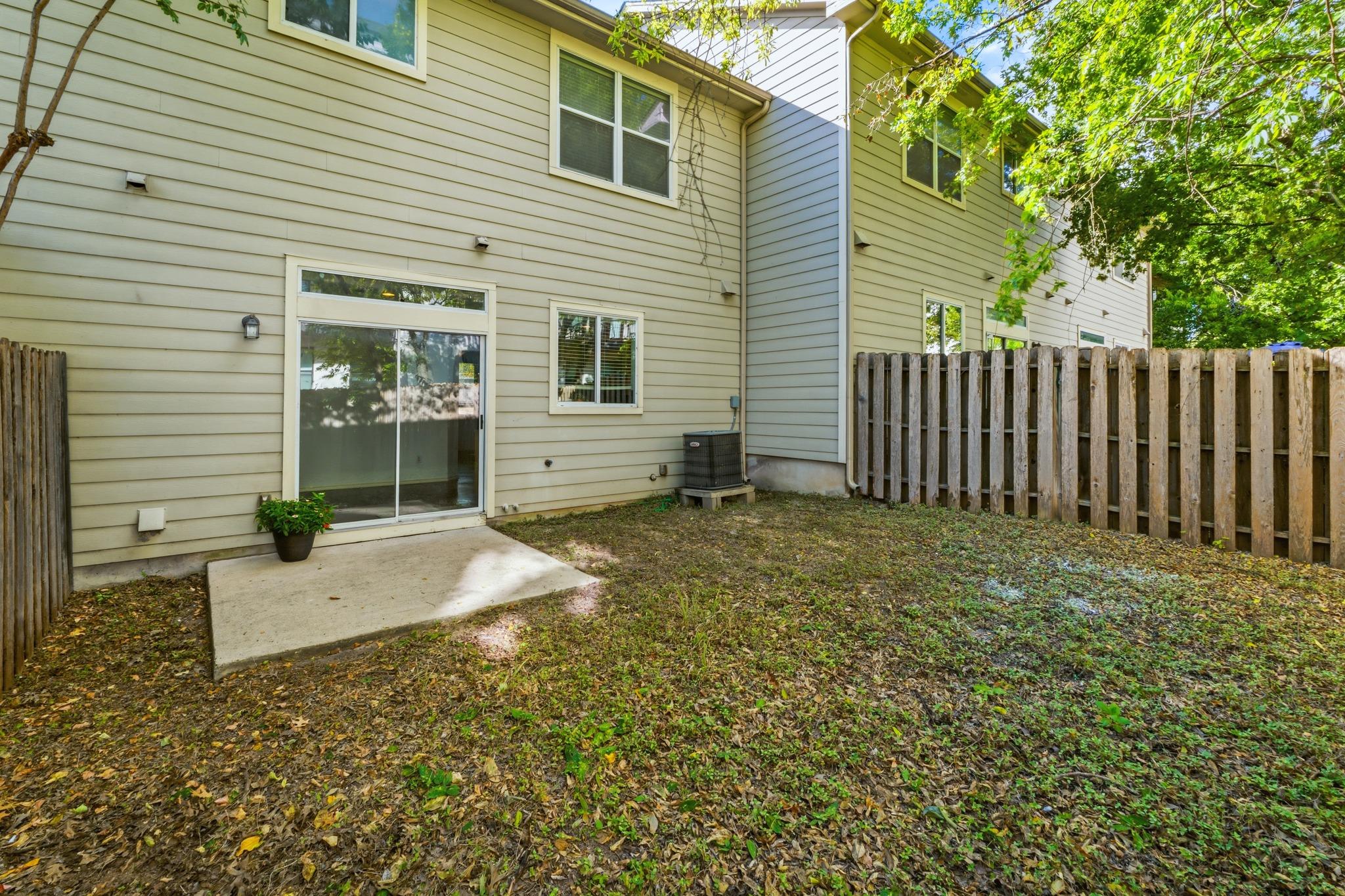 512 Eberhart LN # 1905