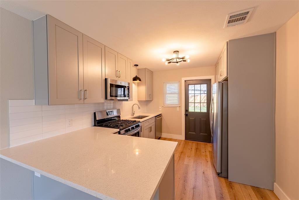 4306 Shallowbrook TRL
