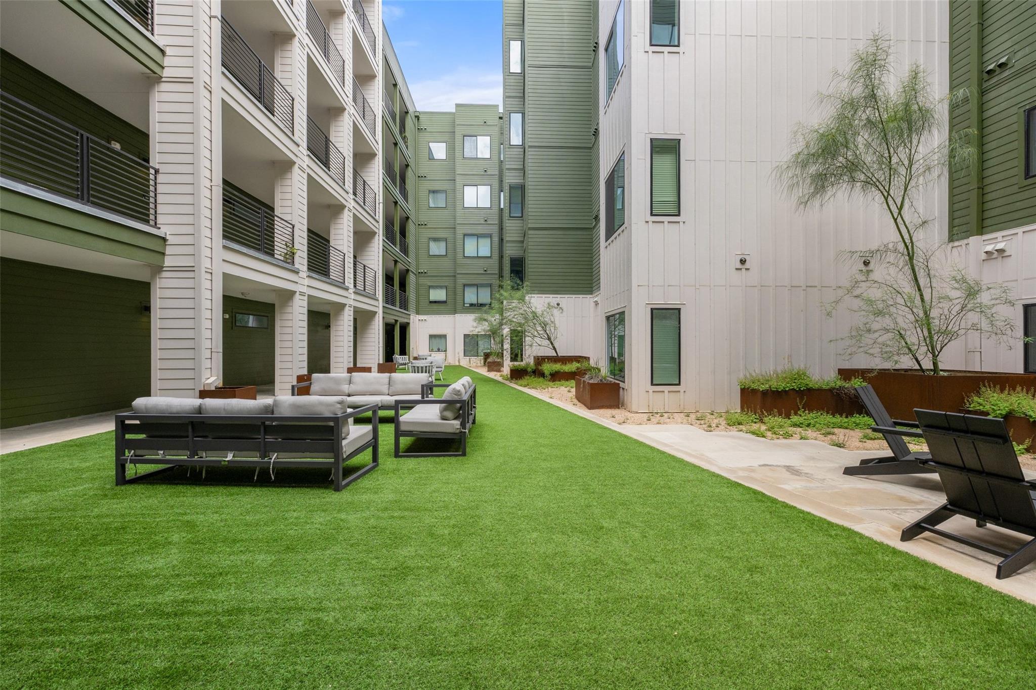 4802 S Congress Ave # 411