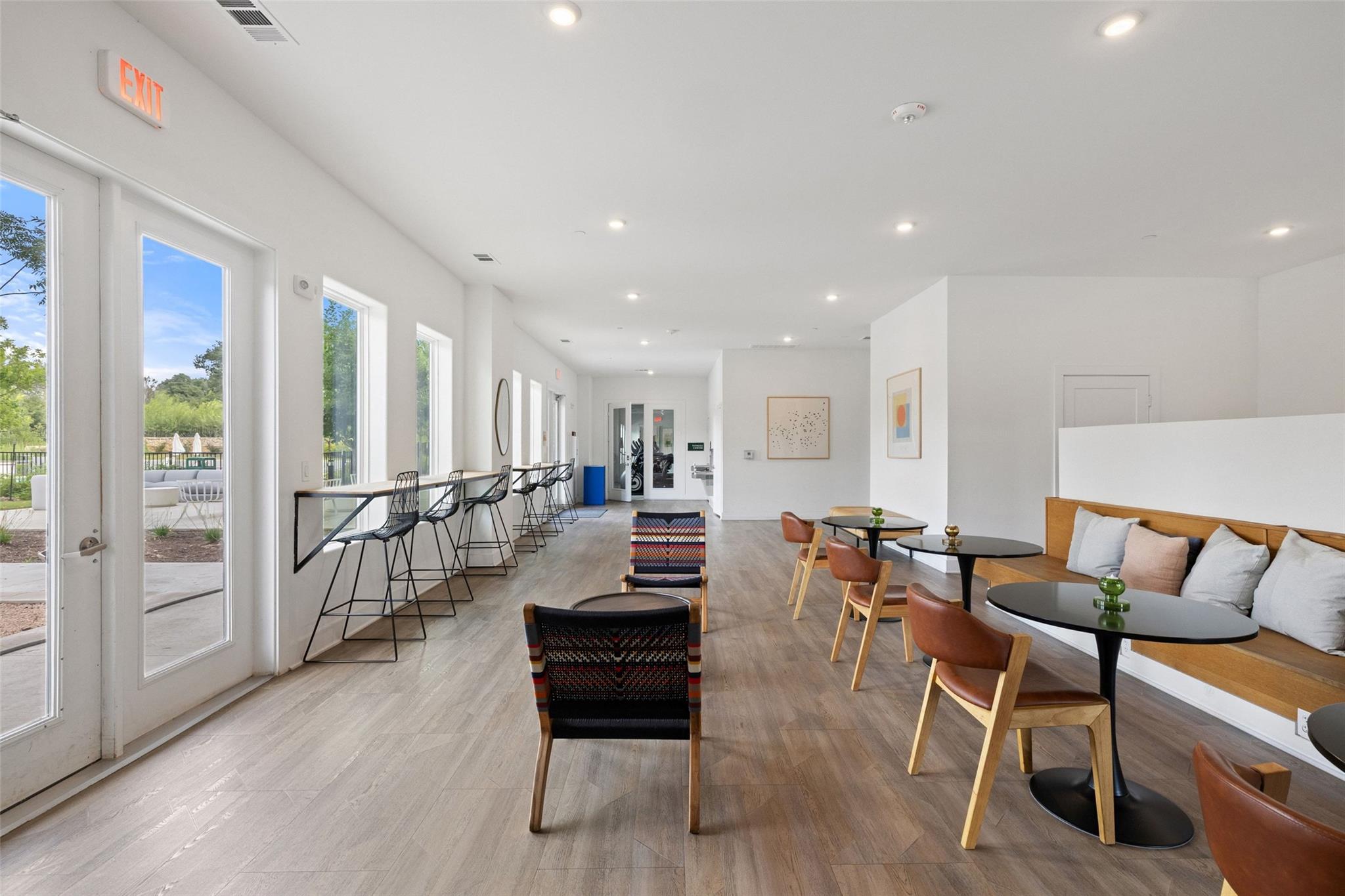 4802 S Congress Ave # 411