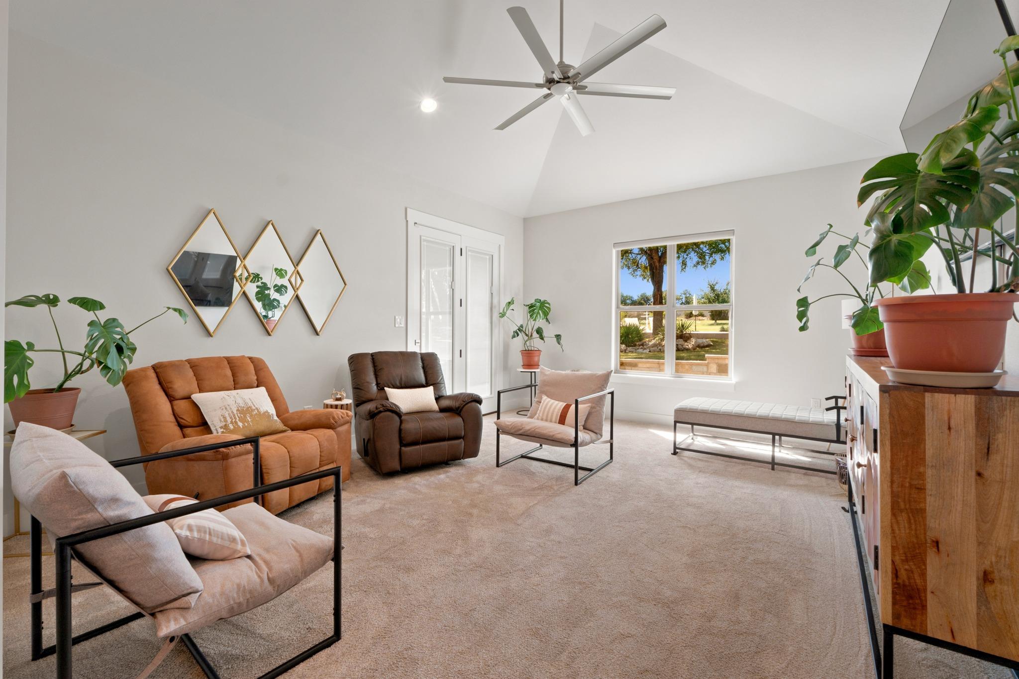 1209 Eagle Point DR