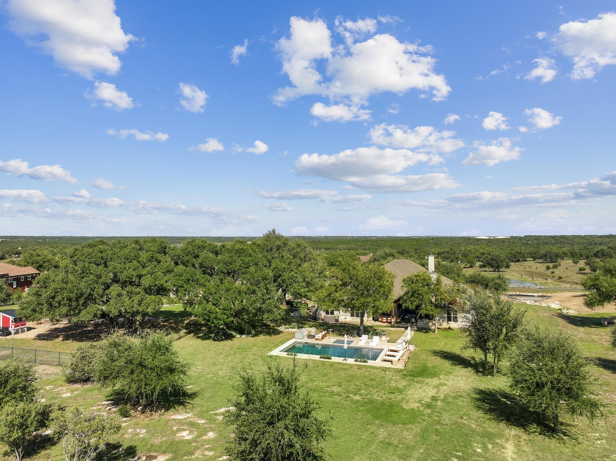 1209 Eagle Point DR