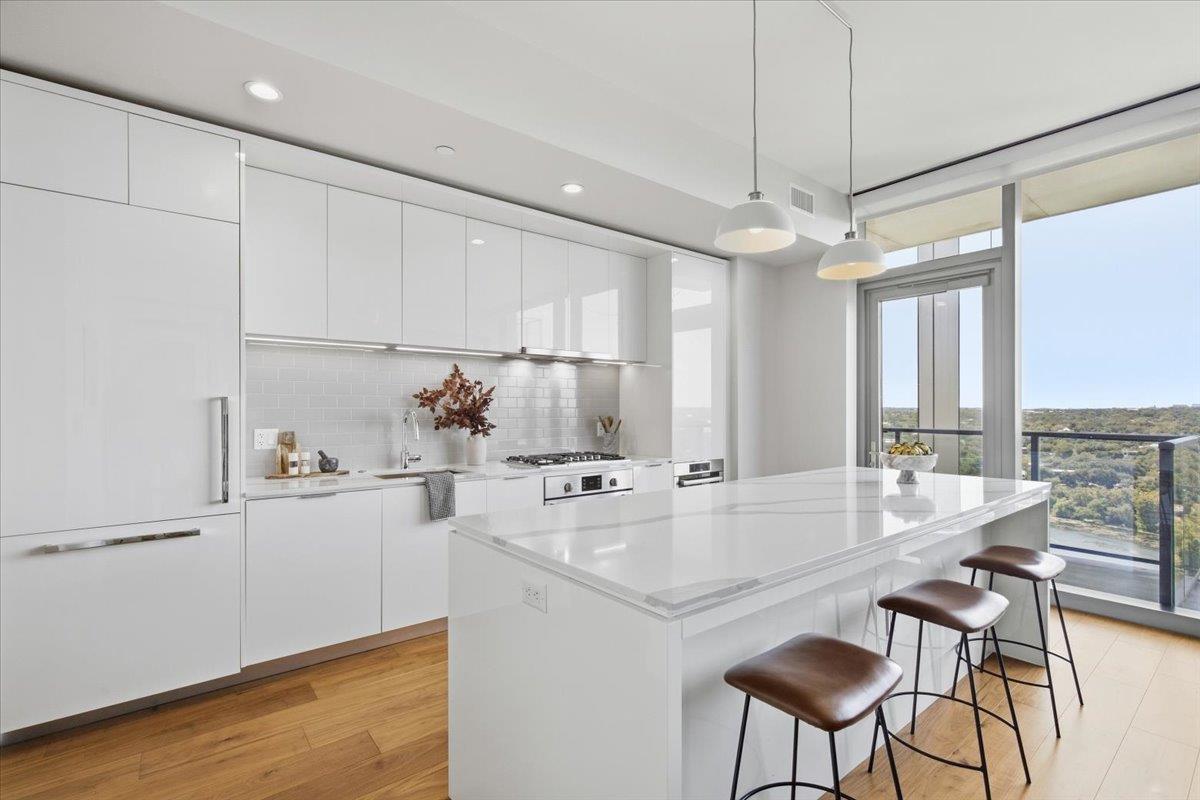 44 East Ave # 1811