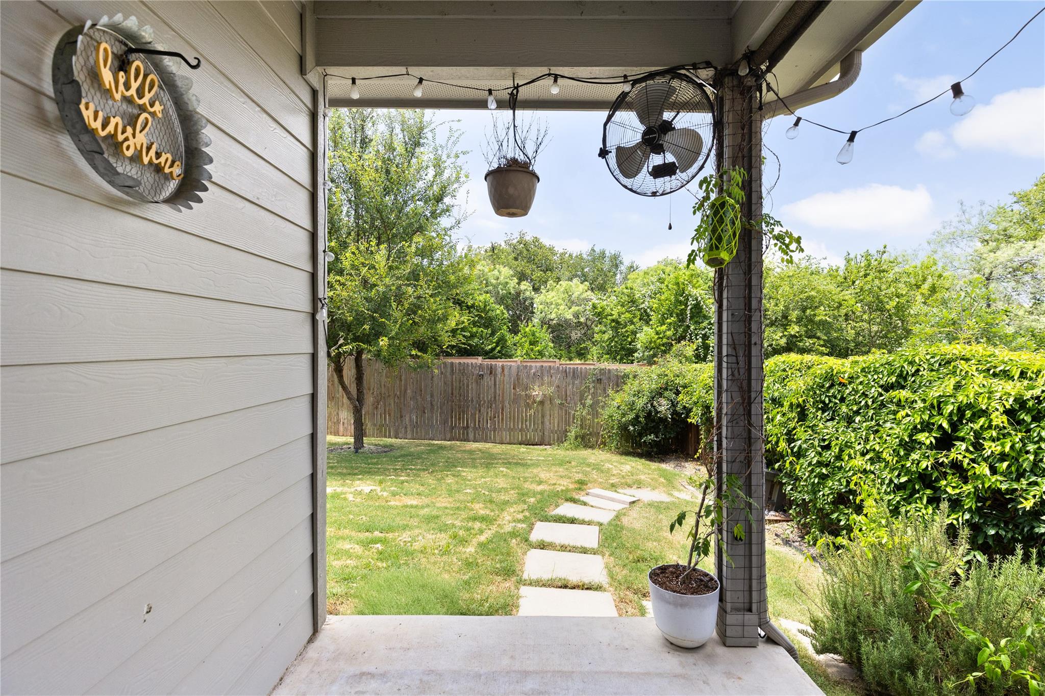 6601 Ranchito DR