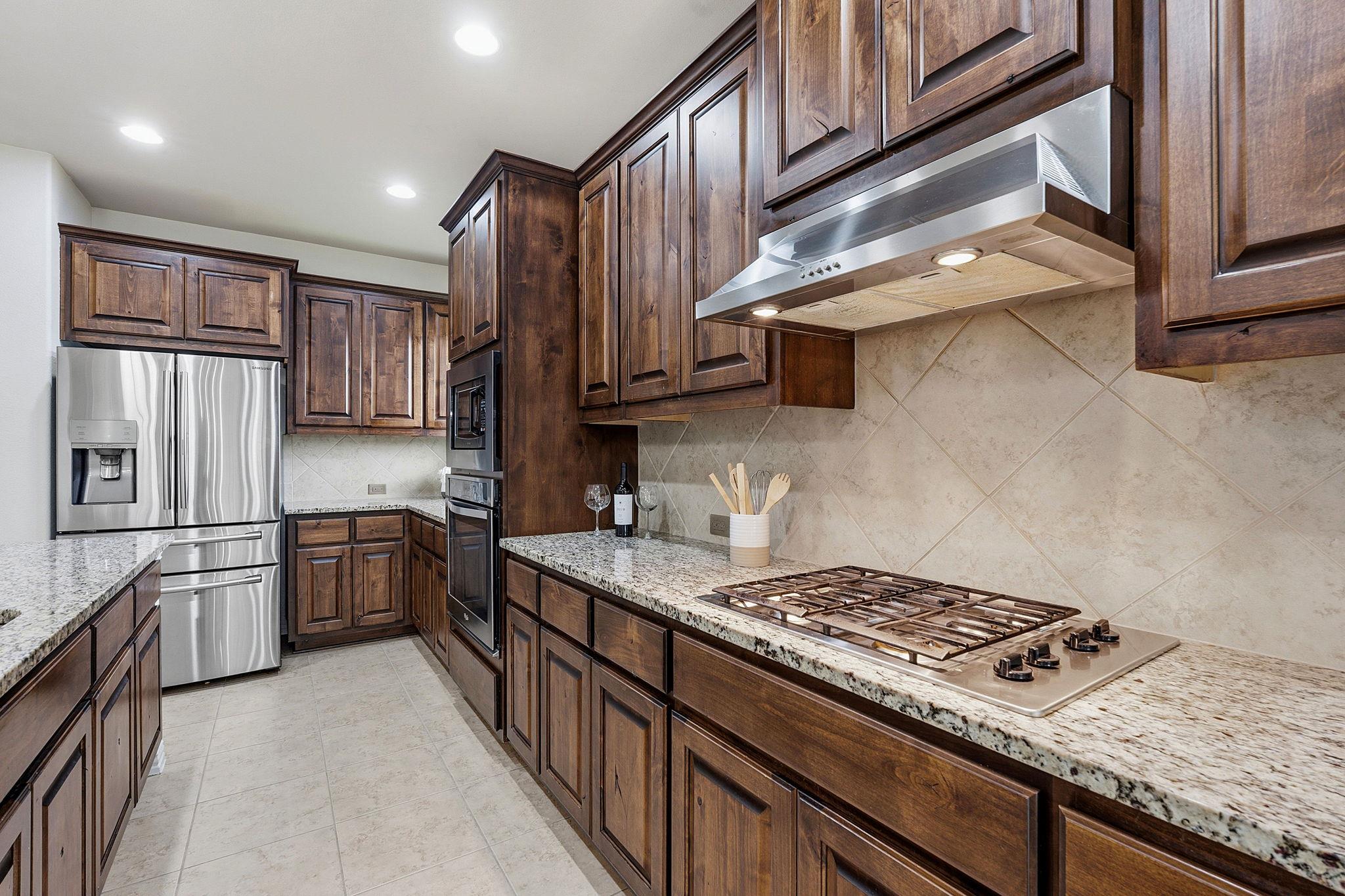 13728 Mesa Verde DR