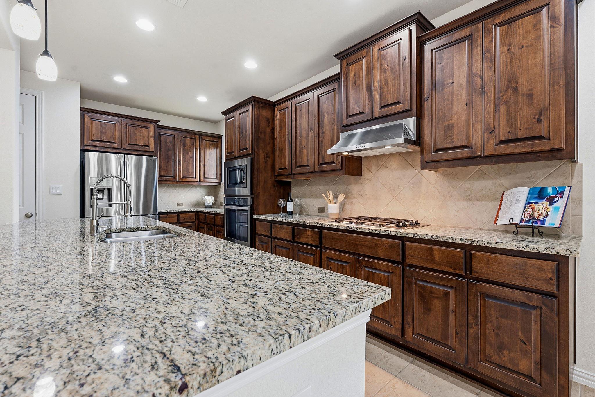 13728 Mesa Verde DR