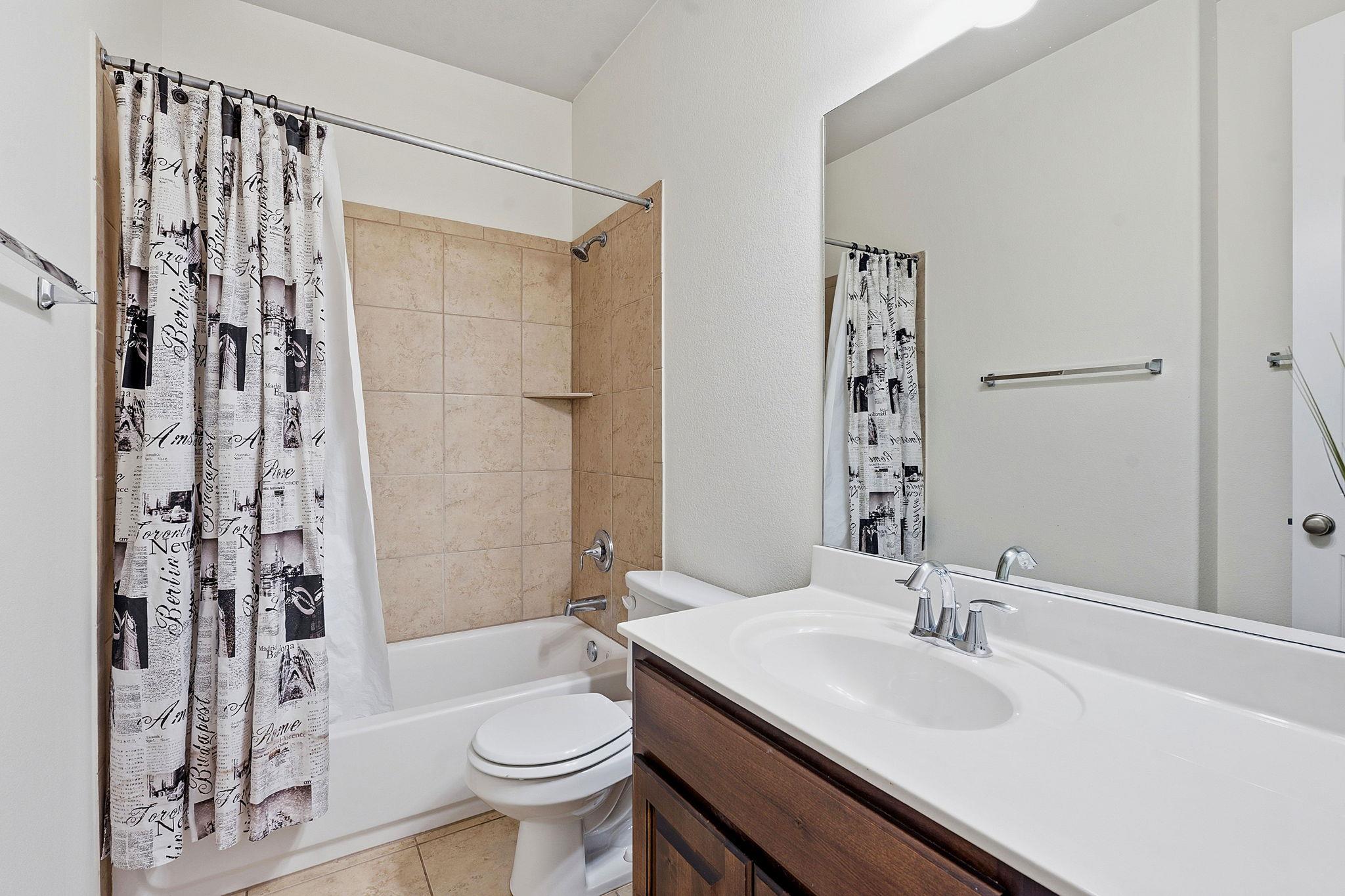 13728 Mesa Verde DR