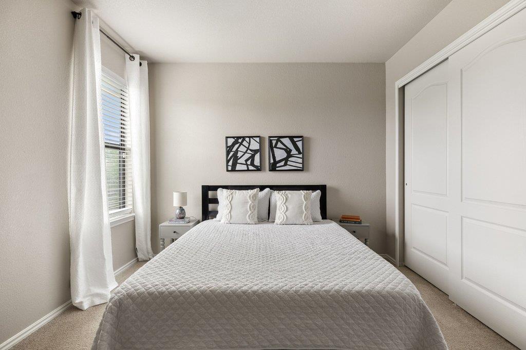8816 Milton Lease DR