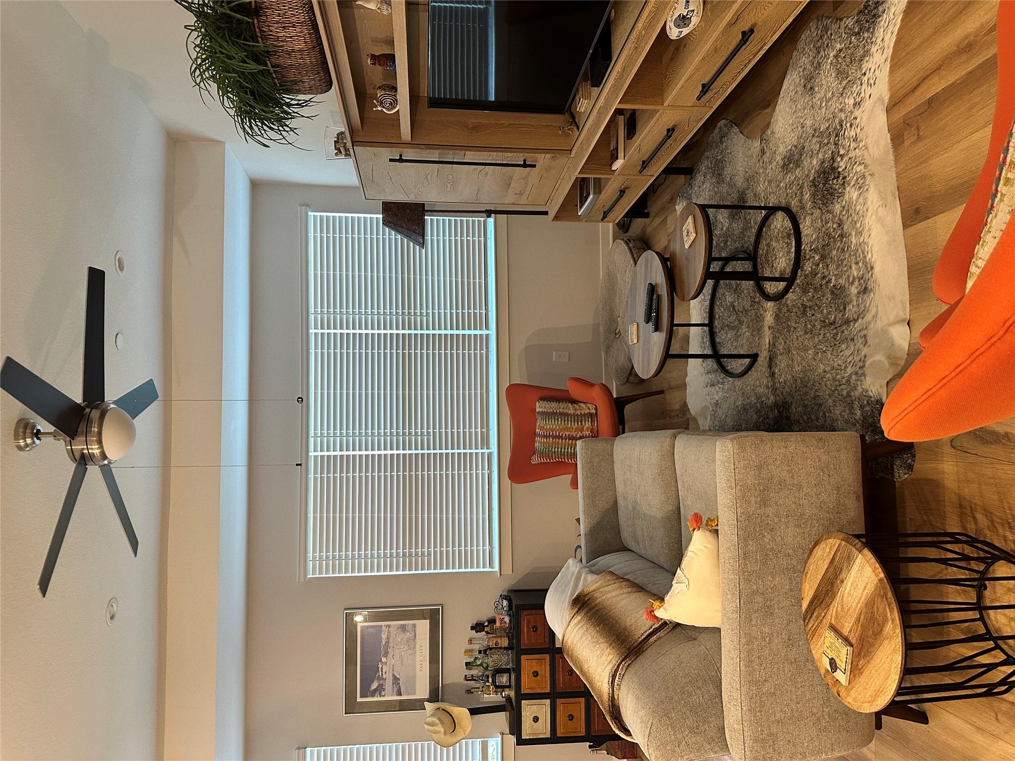 12001 Vista Parke DR # 1002