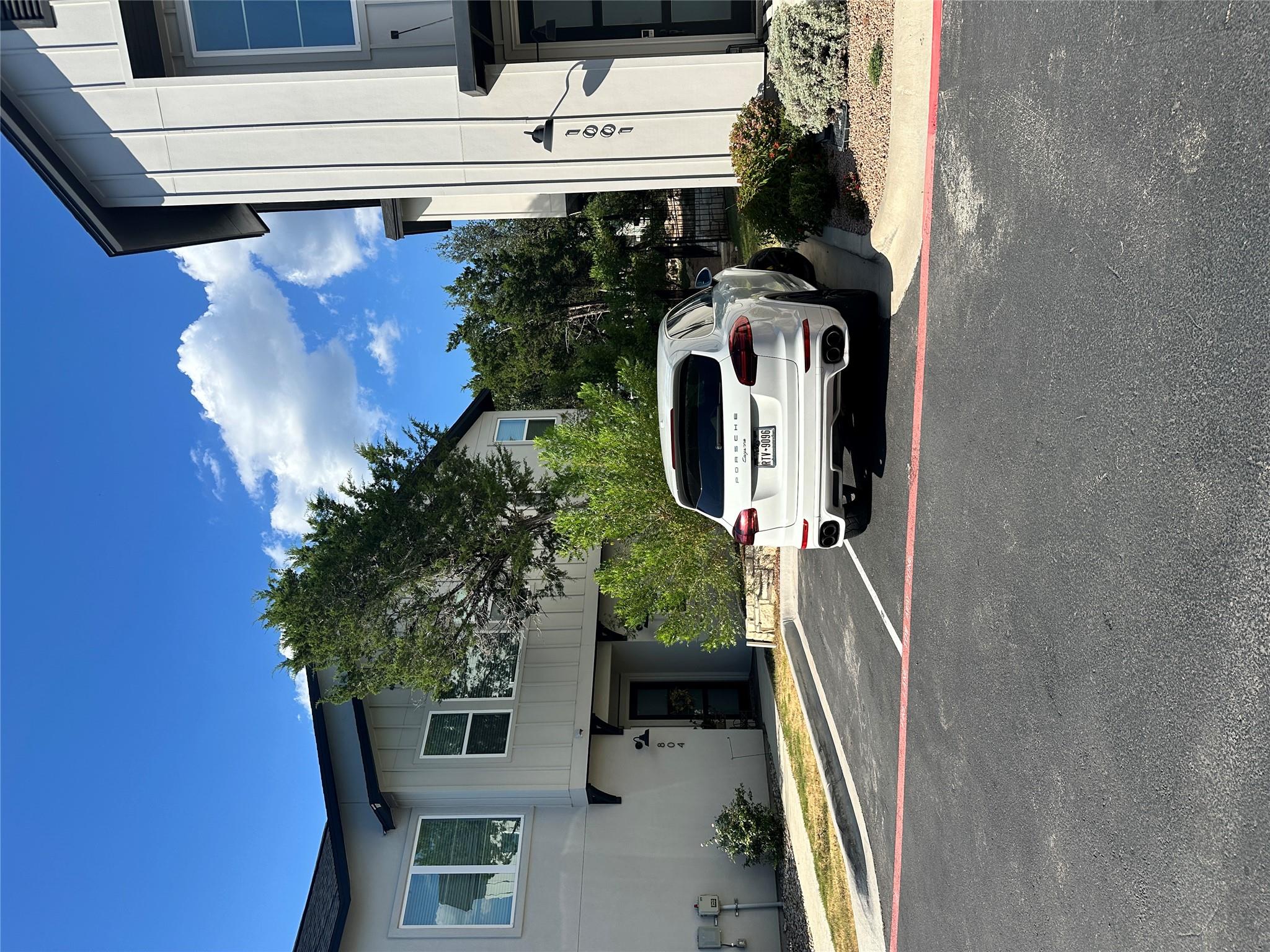 12001 Vista Parke DR # 1002