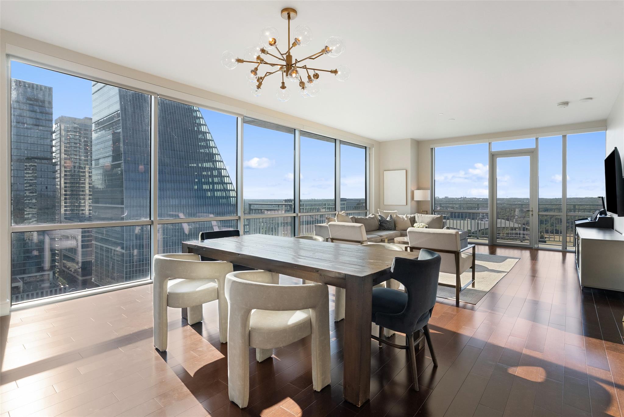 222 West Ave # 1901