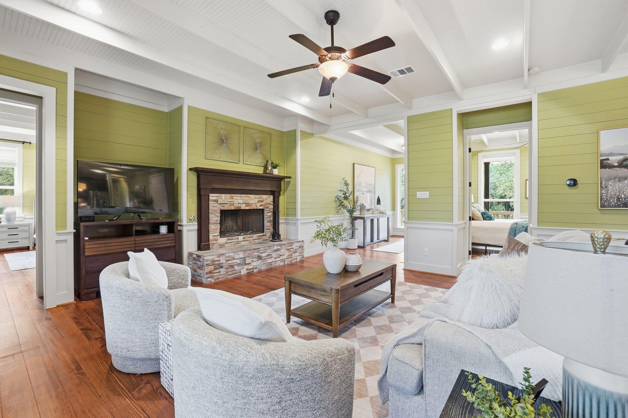 130 Canyon Oaks DR